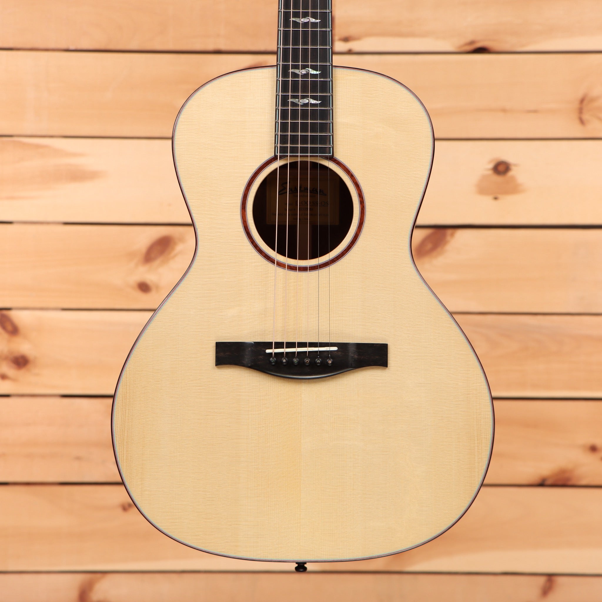 Eastman Los Looss QS natural acoustic guitar with 12-string configuration and rosewood binding