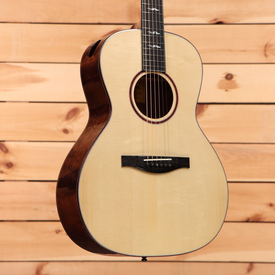 Eastman Los Loossqs dreadnought acoustic guitar natural finish with dark rosewood back and sides