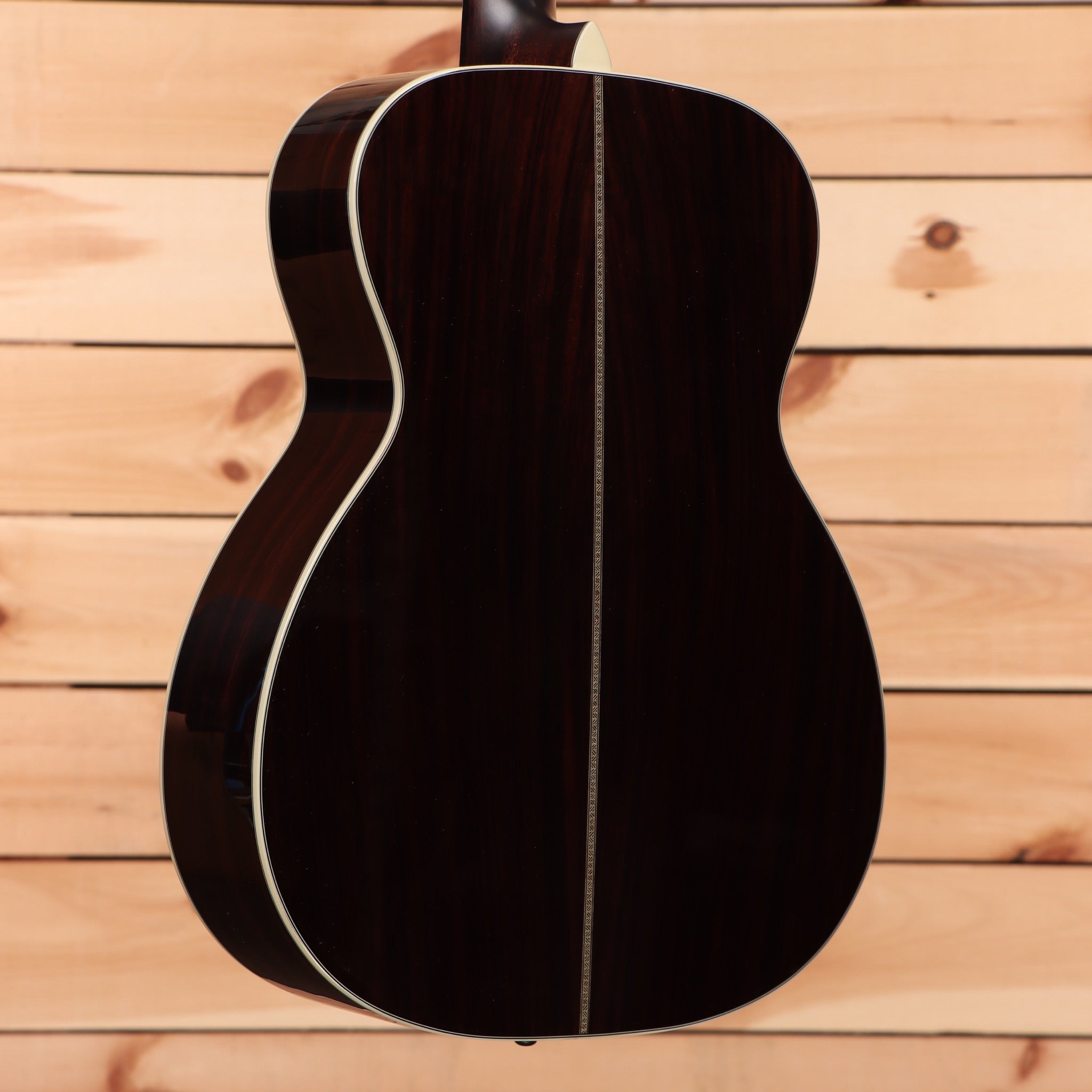 Eastman E20OM-TC dreadnought acoustic guitar natural finish with white binding