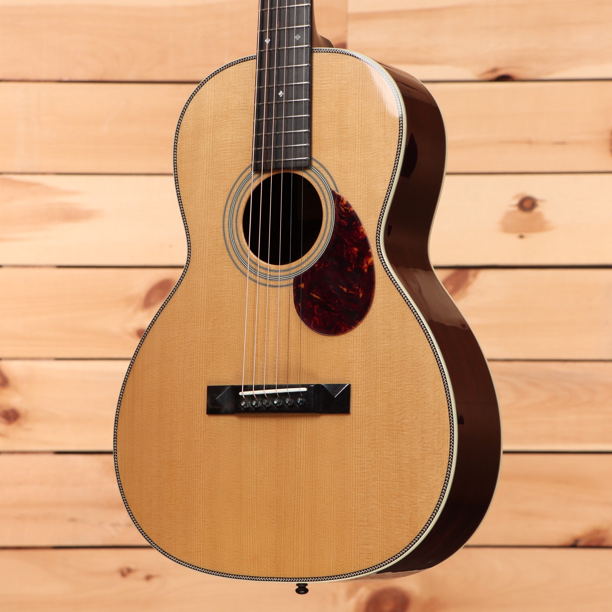 Eastman E20OOtc Thermocure natural acoustic guitar dreadnought with tortoiseshell pickguard