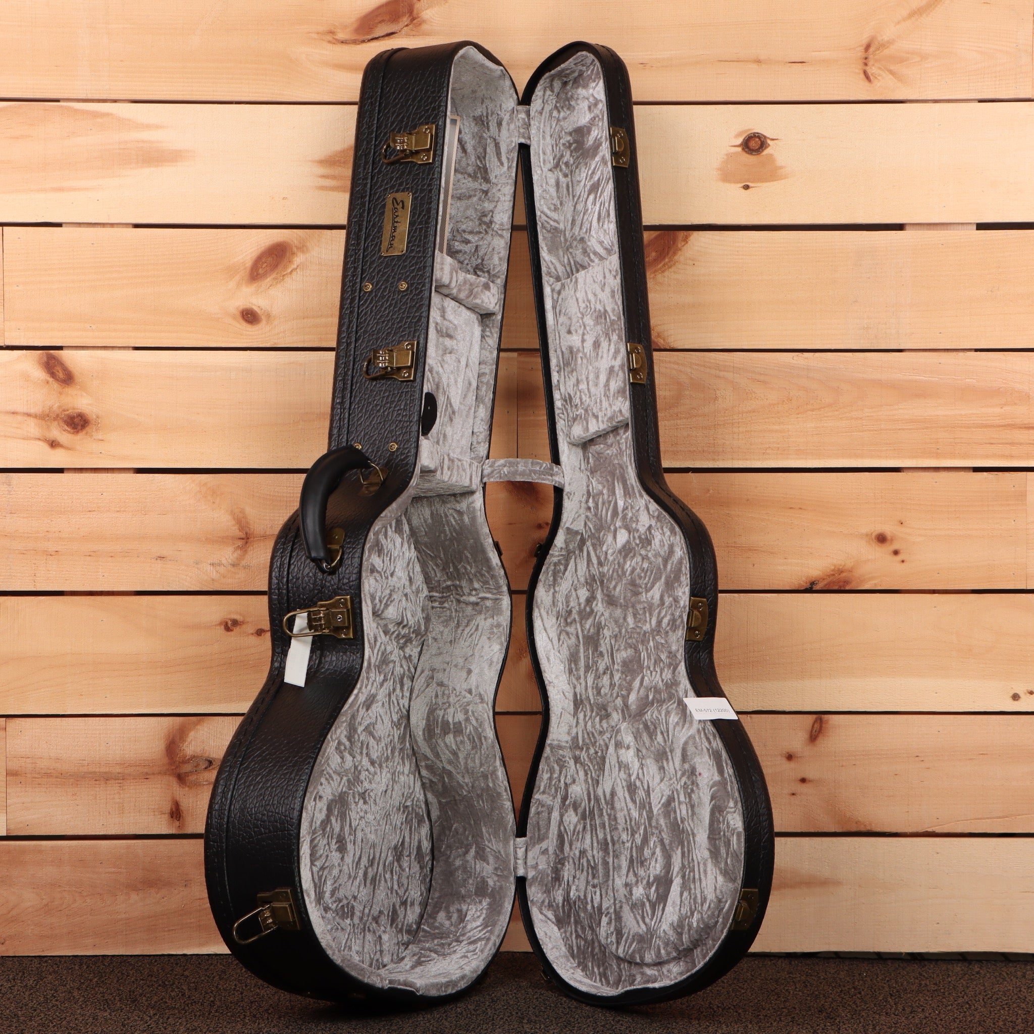 Eastman E20OOTC Thermocure acoustic guitar natural finish with gray crushed velvet interior case