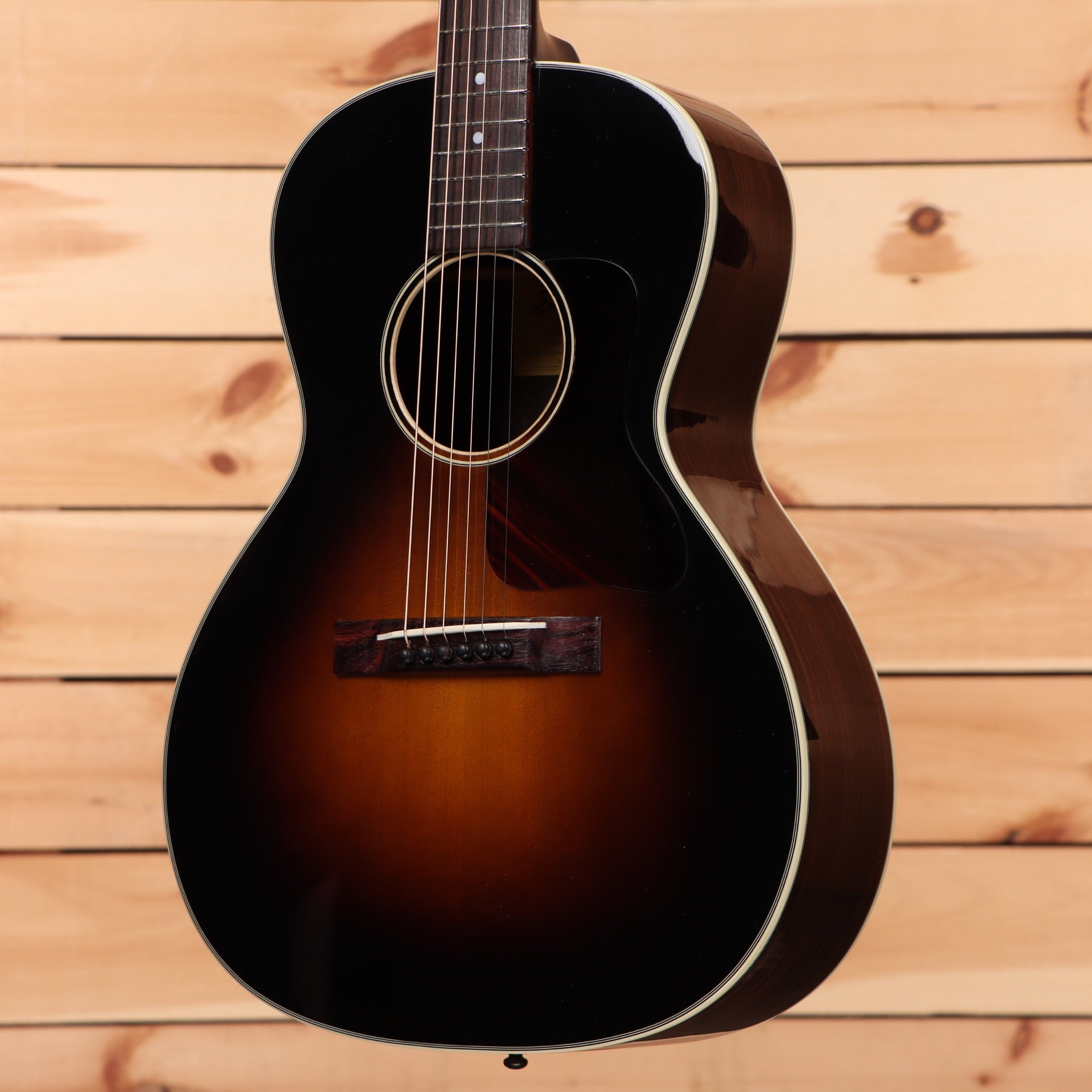 Eastman E20OOsstc acoustic guitar sunburst finish with white binding and rosewood fretboard