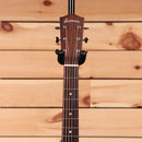 Eastman E20OO STC acoustic guitar sunburst finish with rosewood fretboard
