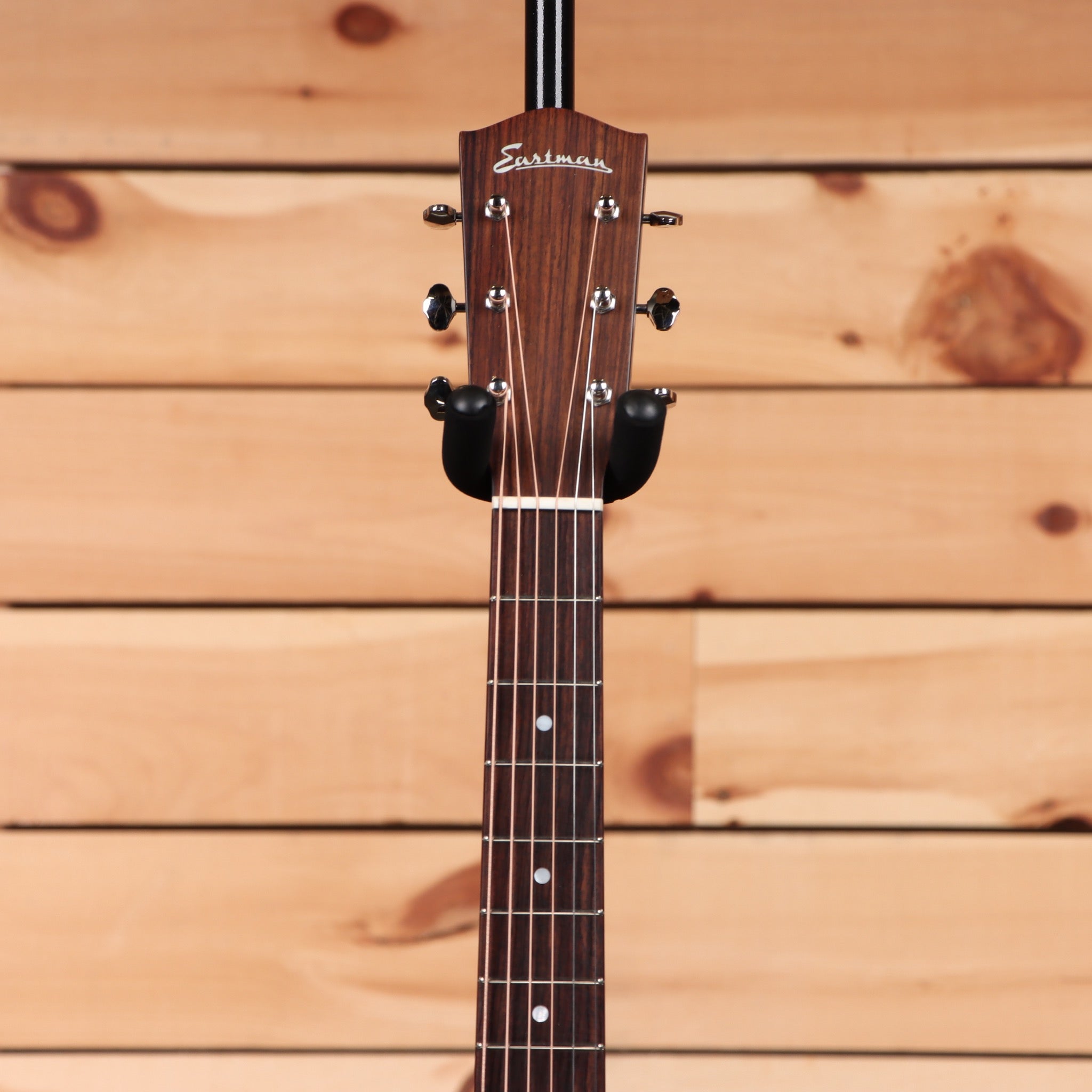 Eastman E20OO STC acoustic guitar sunburst finish with rosewood fretboard