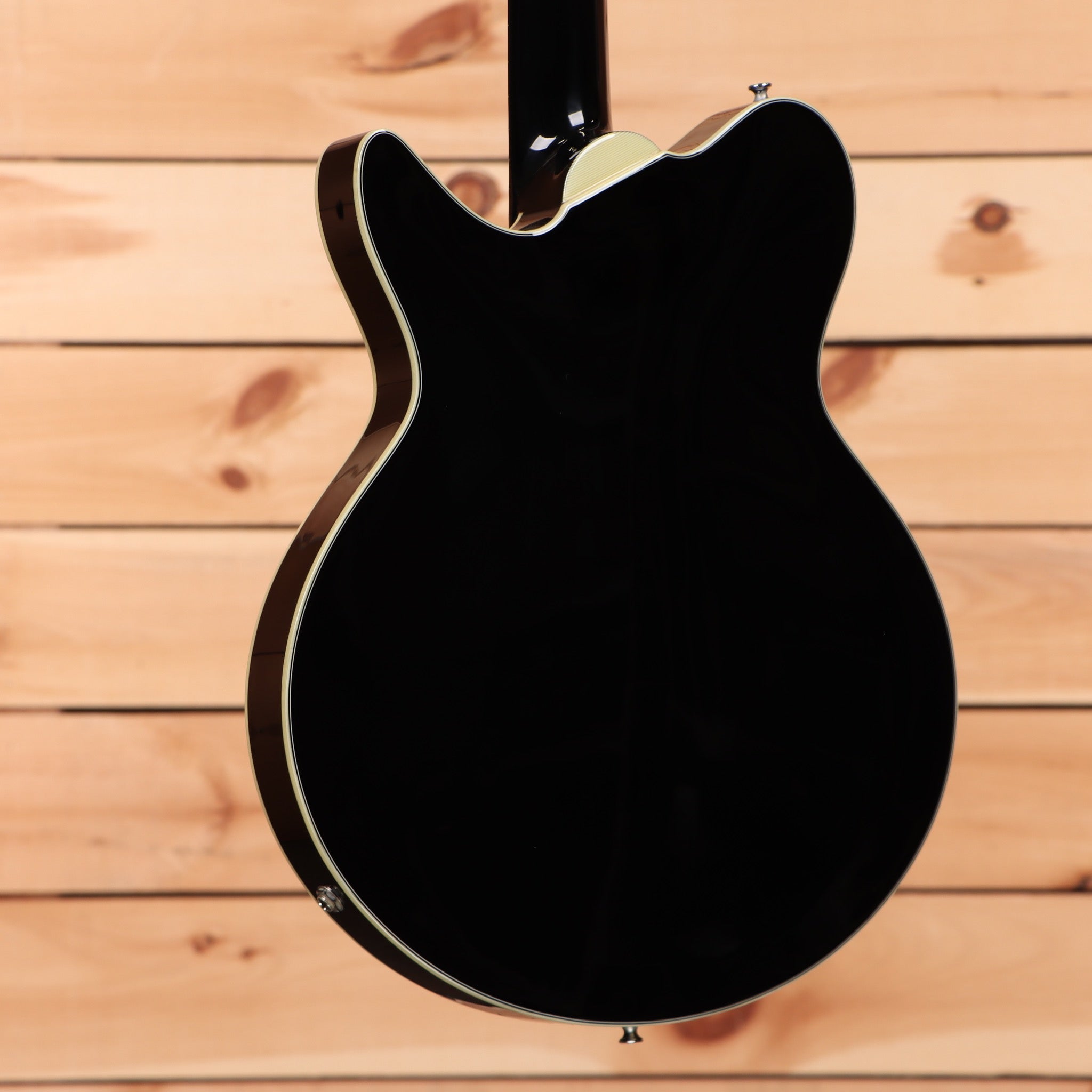 Eastman Romeo NYC semi-hollow electric guitar black finish with maple neck binding