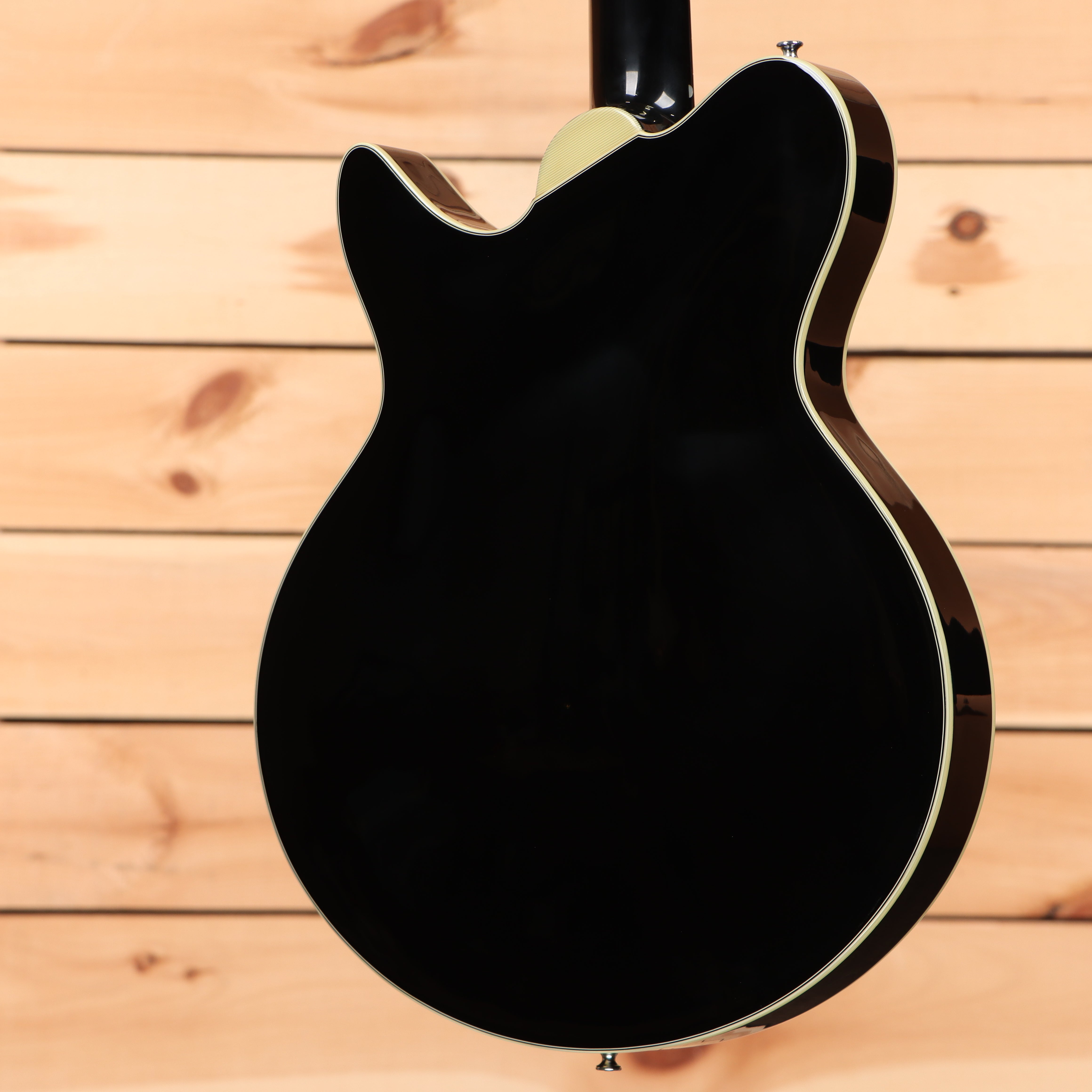 Eastman Romeo NYC - Black – Righteous Guitars