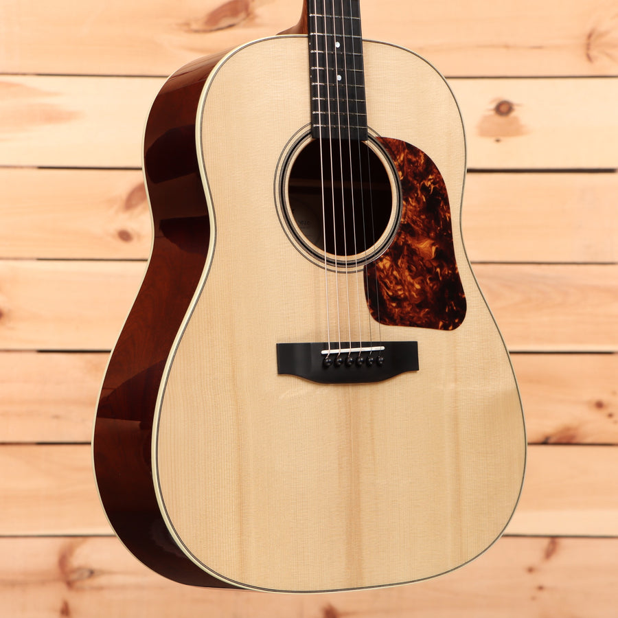 Gallagher SG50 dreadnought acoustic guitar natural finish with tortoiseshell pickguard