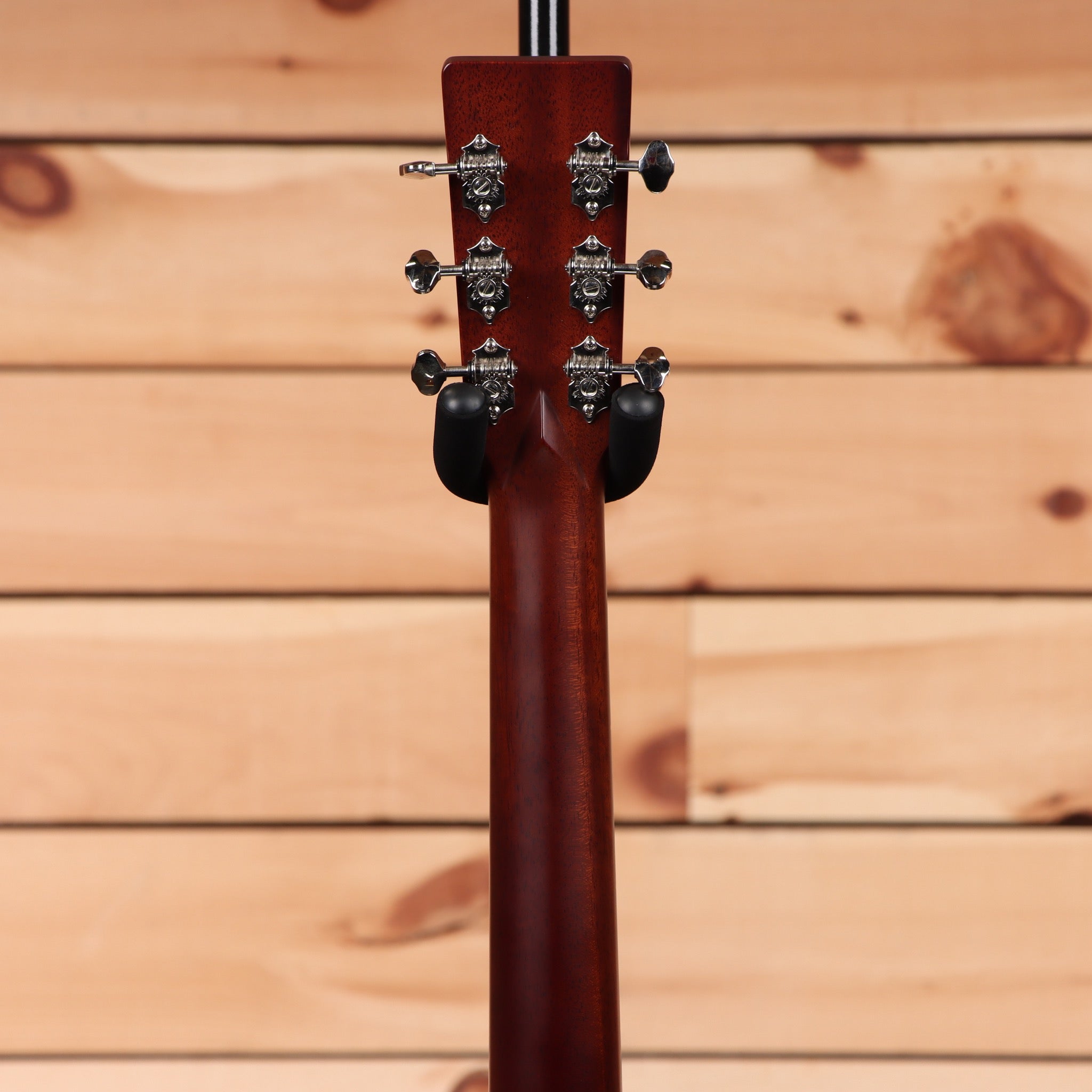 Gallagher Bluegrass Bell acoustic guitar Sunburst finish with chrome tuning machines