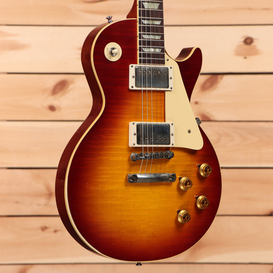 Gibson 1959 Les Paul Standard Reissue light-aged Cherry Tea Burst electric guitar with dual humbuckers and gold hardware