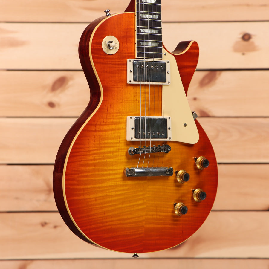 1960 Gibson Les Paul Standard Reissue Ultra Light Aged Orange Lemon Fade electric guitar with dual humbuckers