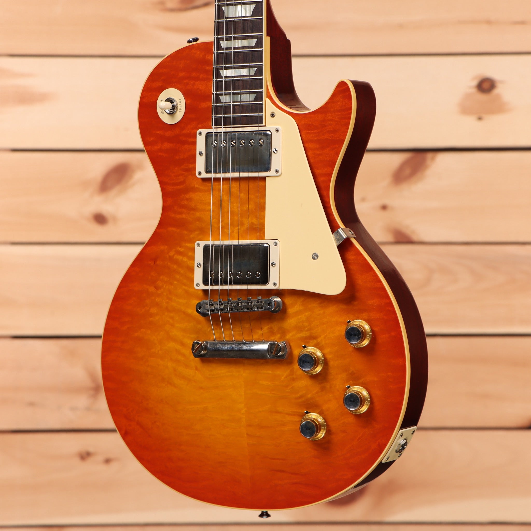1960 Gibson Les Paul Standard Reissue Ultra Light Aged Orange Lemon Fade electric guitar with dual humbuckers