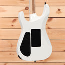 Jackson Pro Plus Series Soloist SLA3 electric guitar Snow White with dual black pickguards