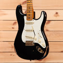 Fender Custom Shop Limited 1957 Stratocaster Relic electric guitar Aged Black with white pickguard and single-coil pickups