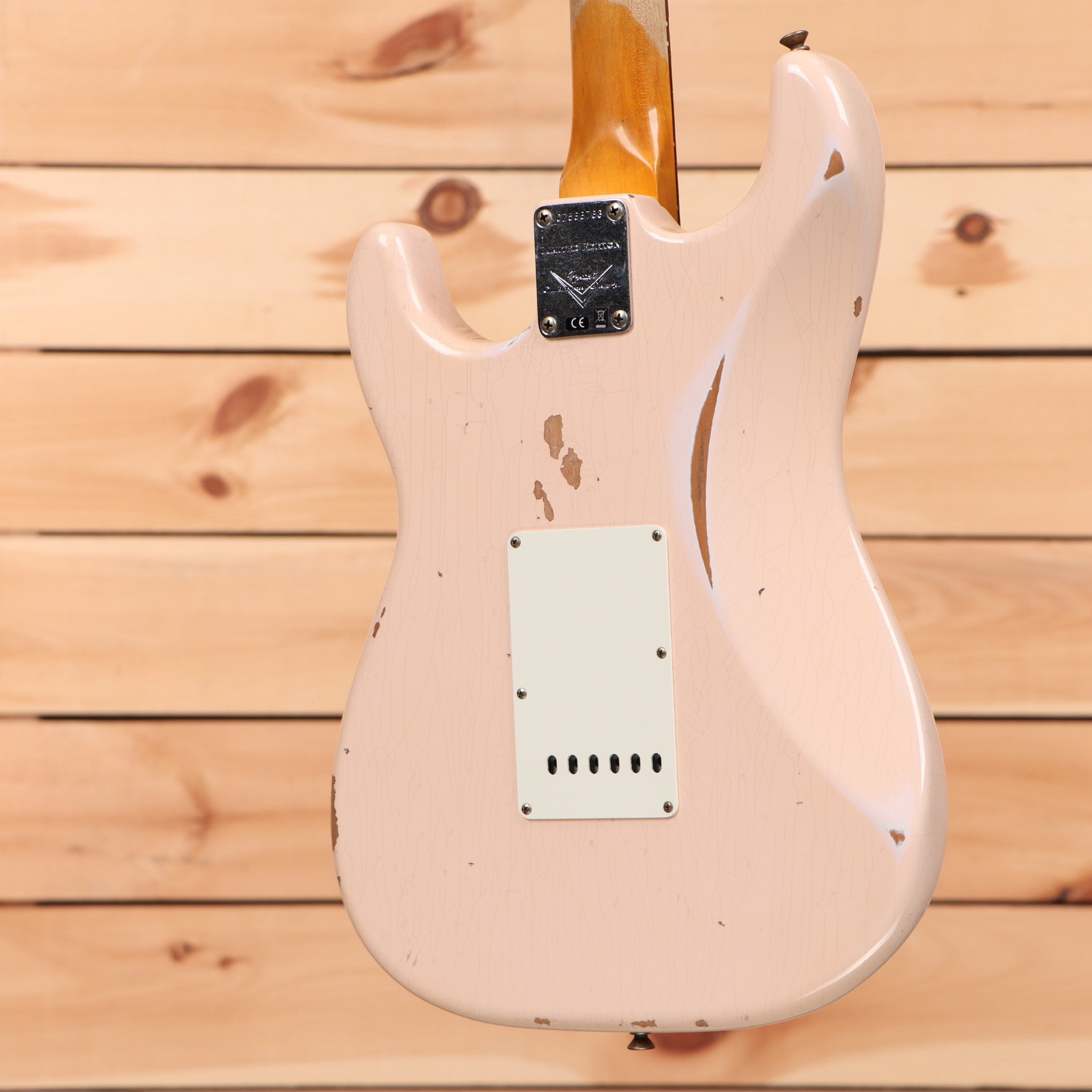 Fender Custom Shop Limited 1959 Stratocaster electric guitar heavy relic super faded aged shell pink with single-coil pickups