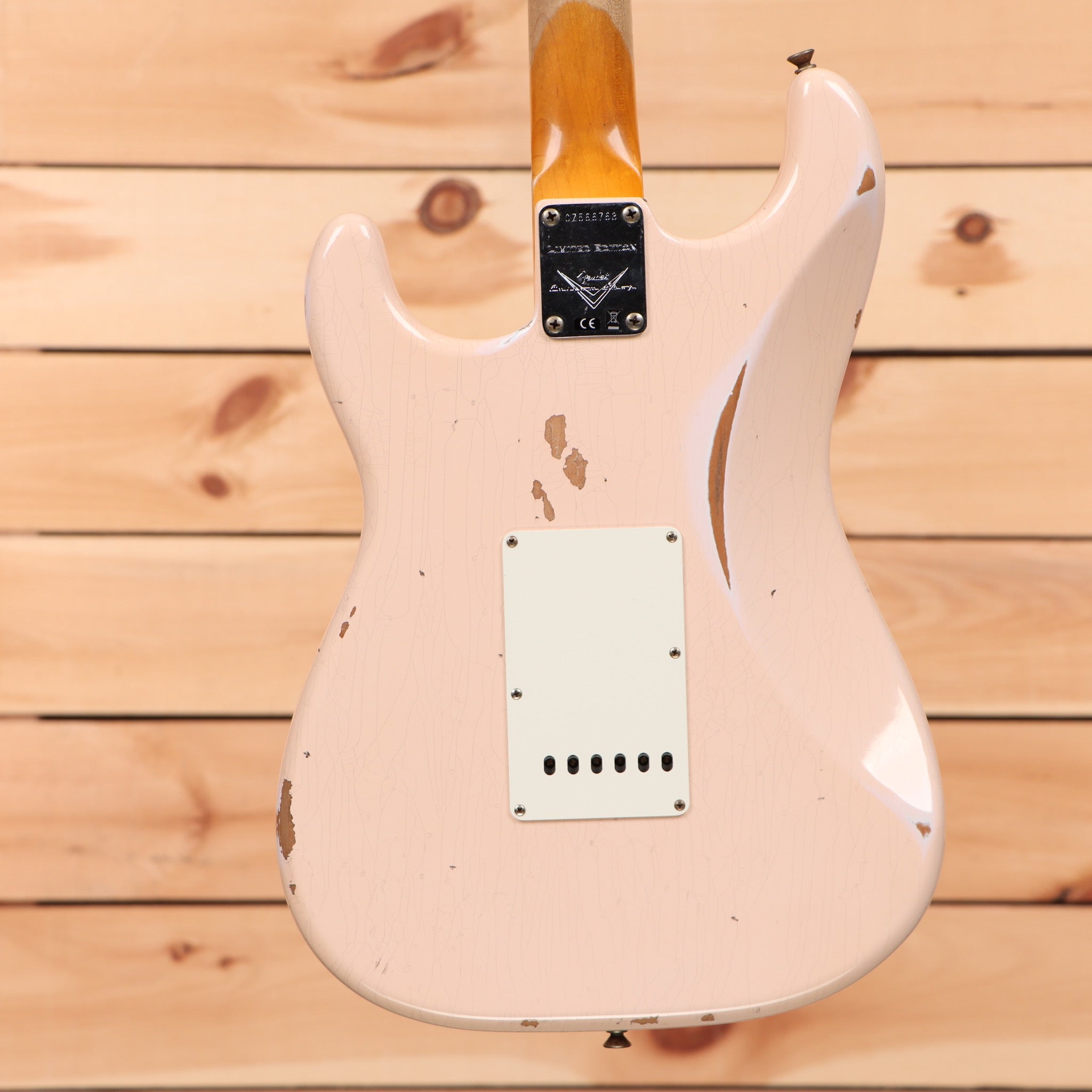 Fender Custom Shop Limited 1959 Stratocaster electric guitar heavy relic super faded aged shell pink with single-coil pickups