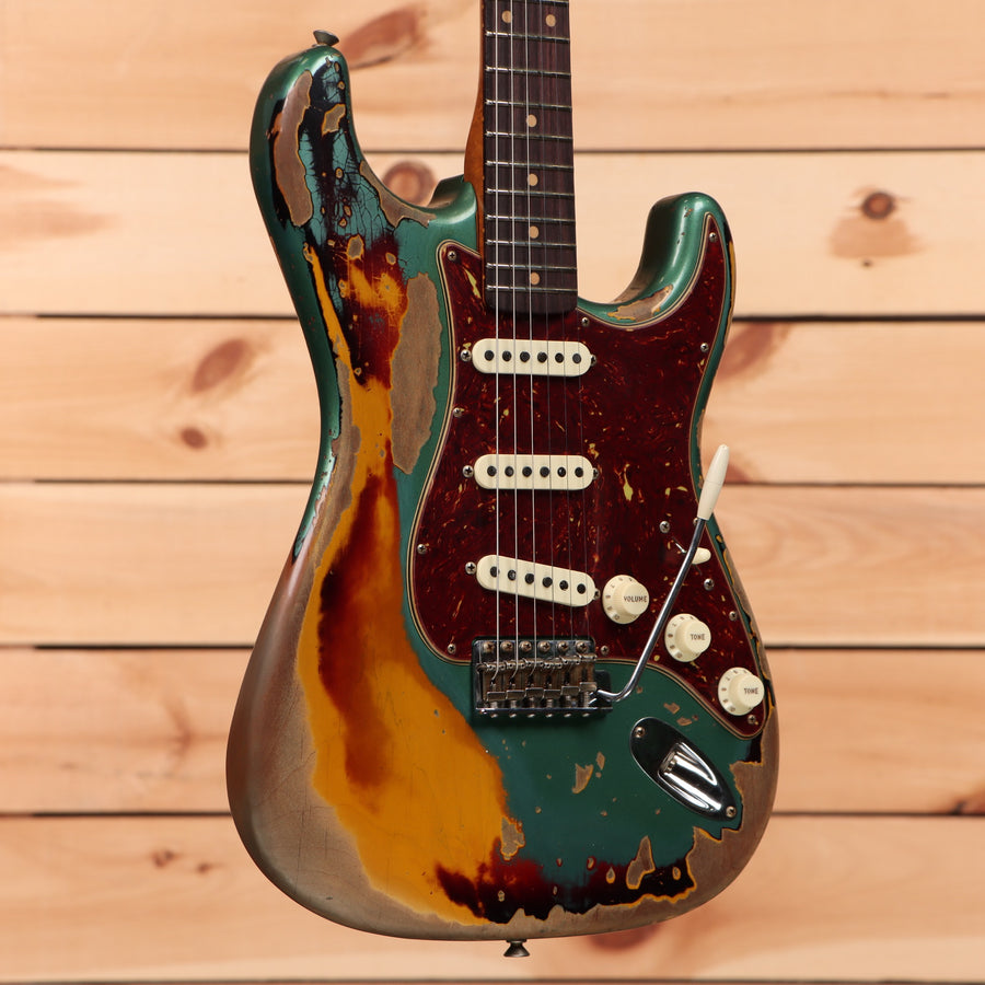 Fender Custom Shop Limited Roasted 1961 Stratocaster electric guitar Sherwood Green Metallic super heavy relic with single-coil pickups