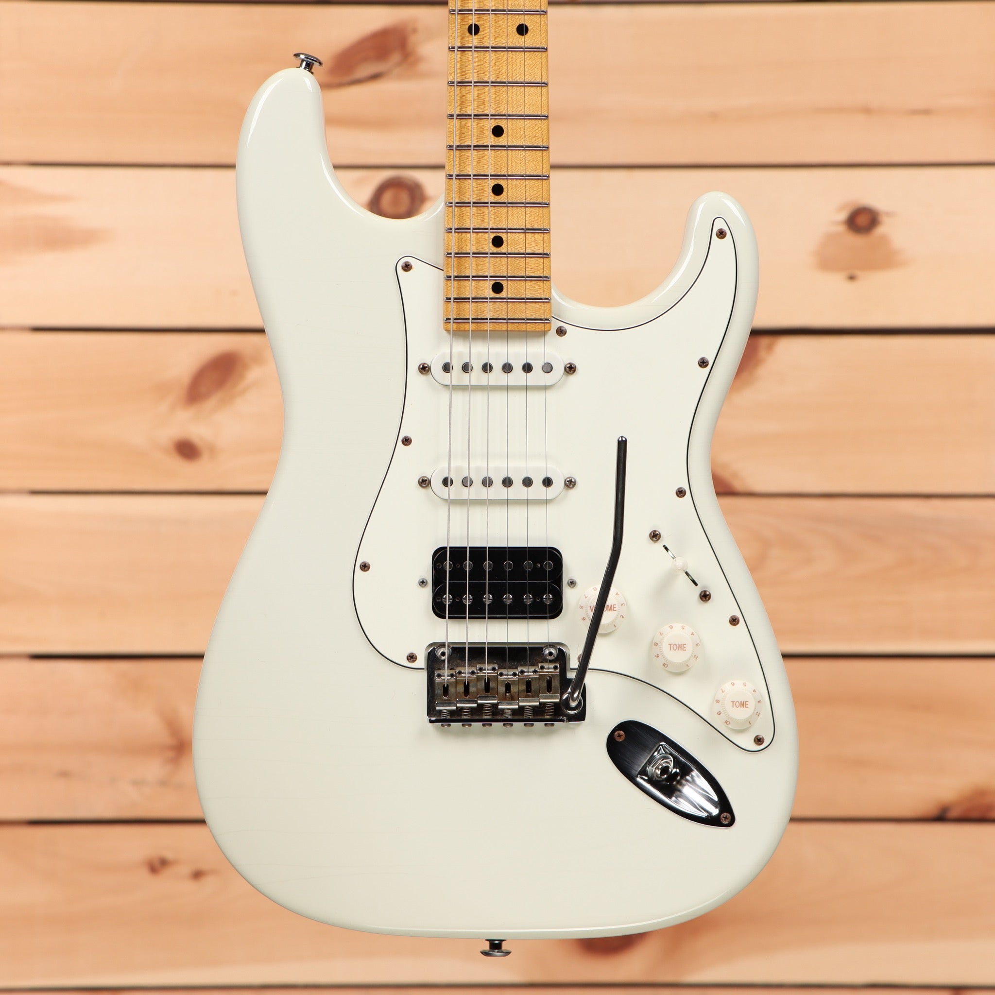 Suhr Classic S Antique - Olympic White – Righteous Guitars