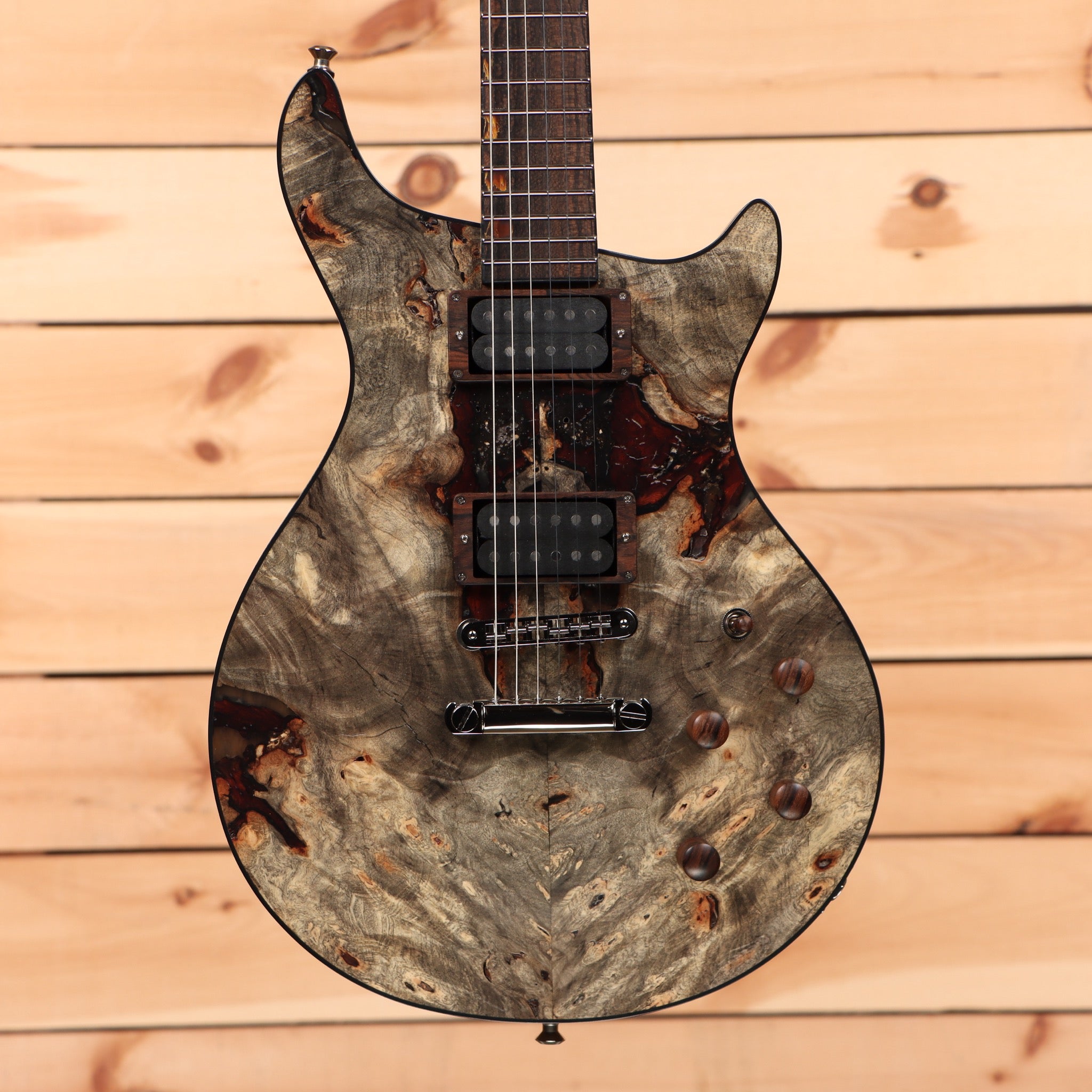 B3 SL Custom Deluxe electric guitar natural finish with dual humbucker pickups and figured wood body