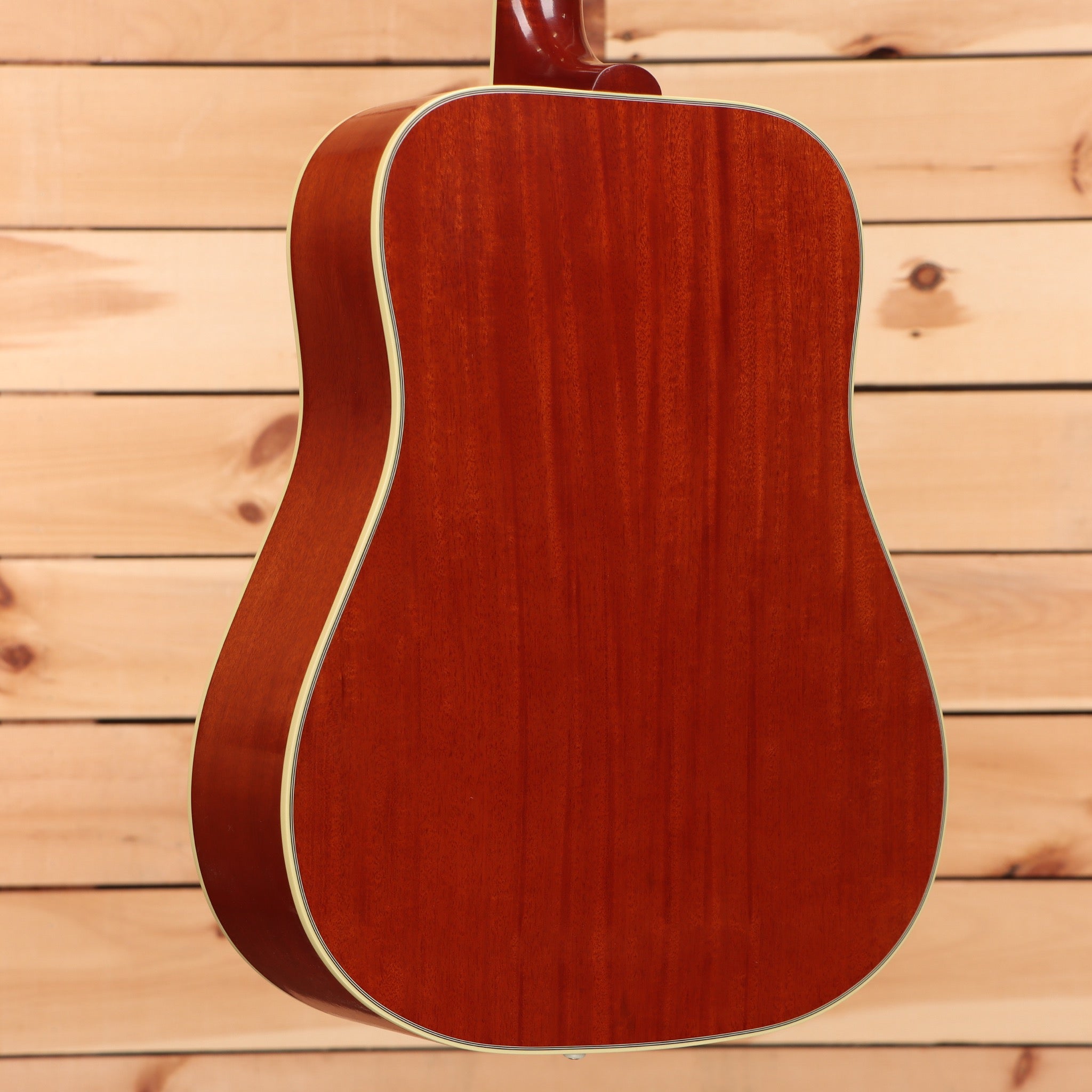 Gibson 1960 Hummingbird acoustic guitar Heritage Cherry Sunburst with dreadnought body and binding