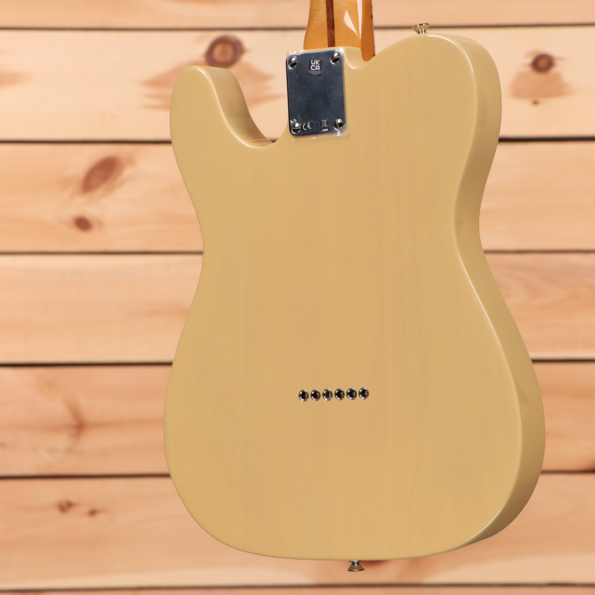 Fender Vintera II 50s Nocaster electric guitar Blackguard Blonde with single-coil pickups