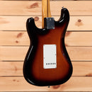 Fender Vintera II 50s Stratocaster electric guitar 2-Color Sunburst with single-coil pickups
