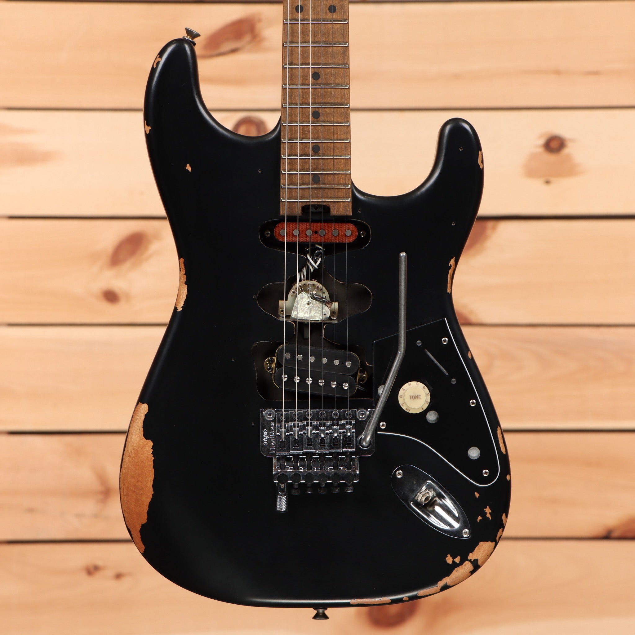 EVH Frankenstein Relic Series electric guitar black with Floyd Rose tremolo and relic finish
