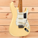 Fender Vintera II 70s Stratocaster electric guitar vintage white with single-coil pickups and maple neck