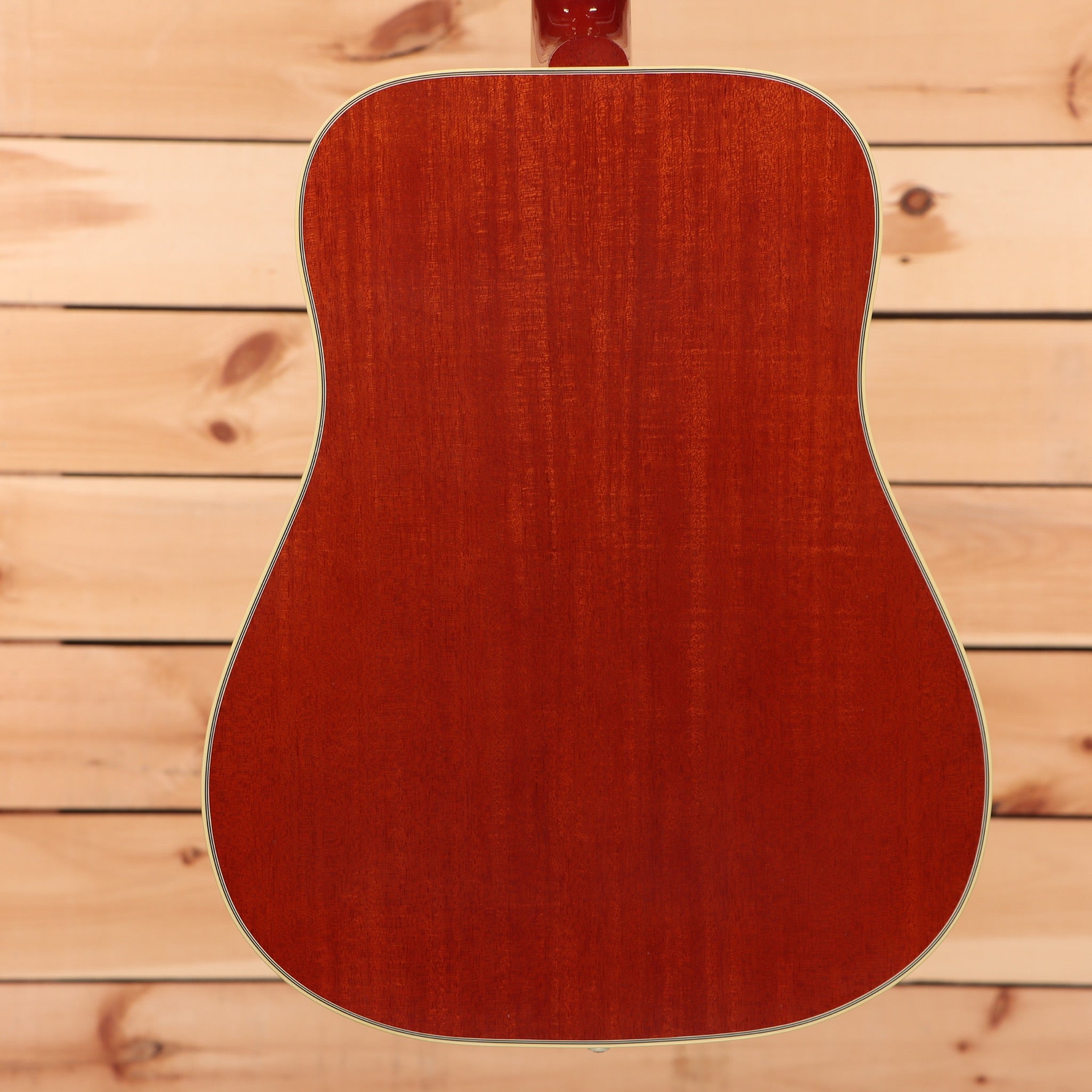 Gibson 1960 Hummingbird light-aged Heritage Cherry Sunburst acoustic guitar dreadnought with cream binding