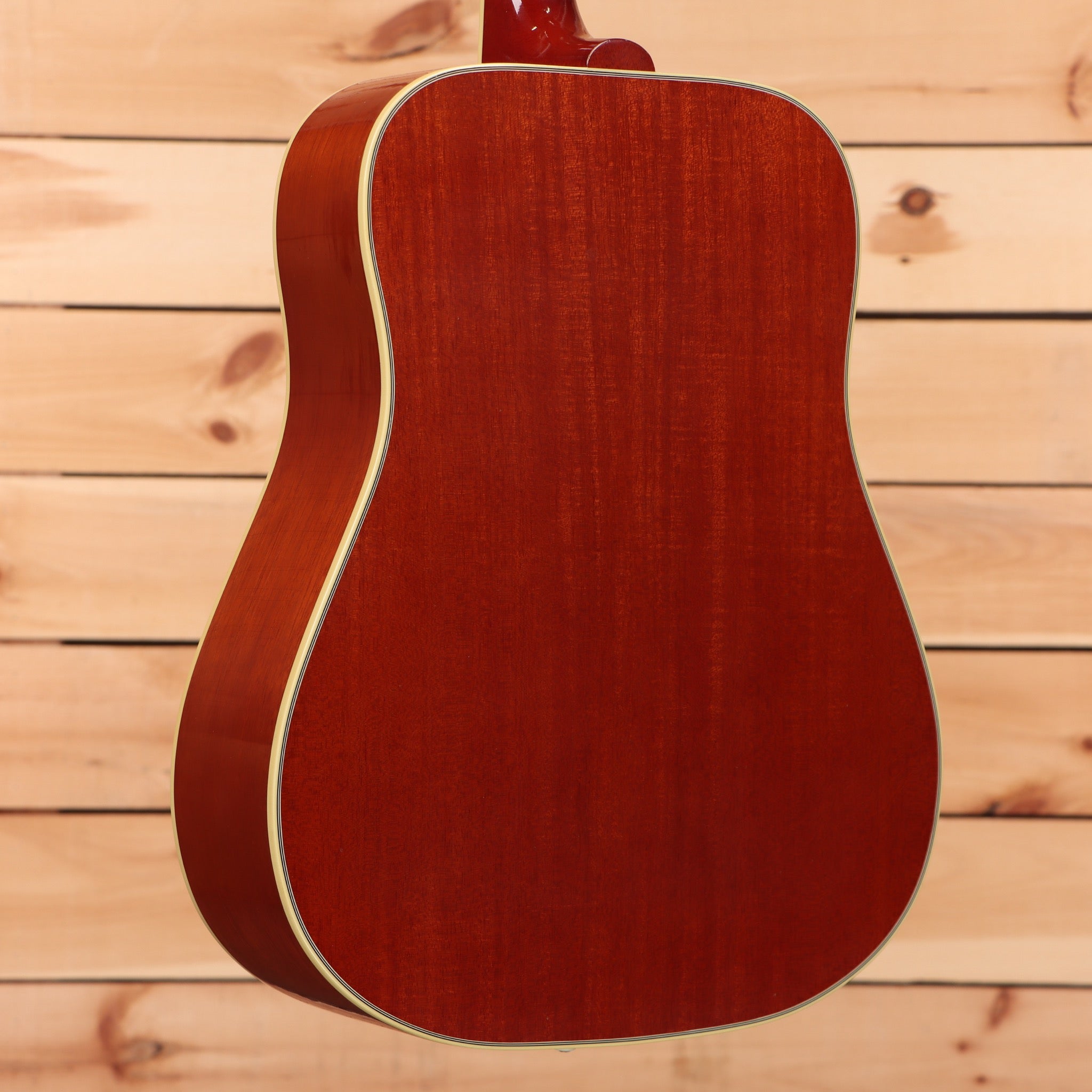 Gibson 1960 Hummingbird light-aged Heritage Cherry Sunburst acoustic guitar dreadnought with cream binding