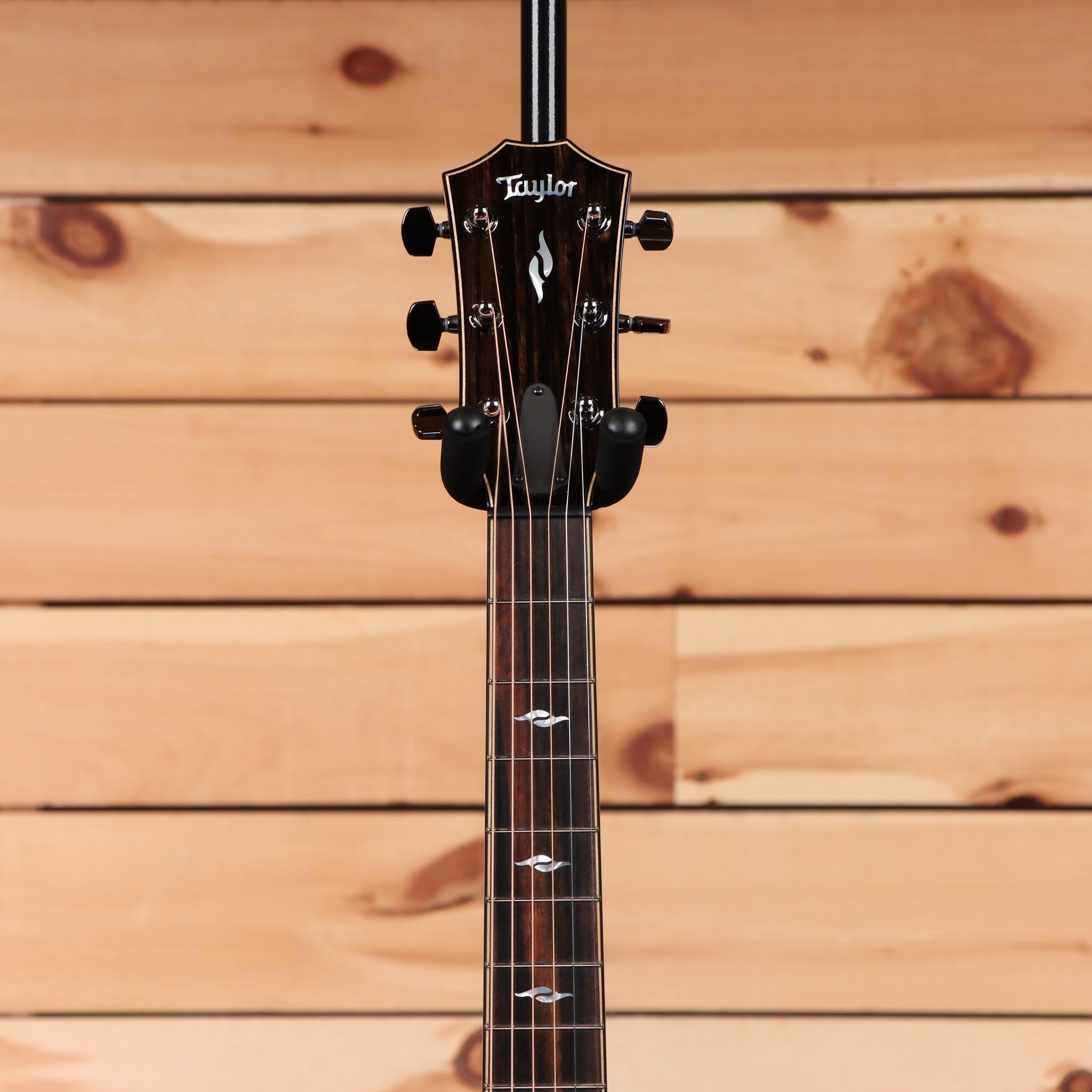 Taylor 814ce Grand Auditorium acoustic-electric guitar natural finish pre-owned with venetian cutaway