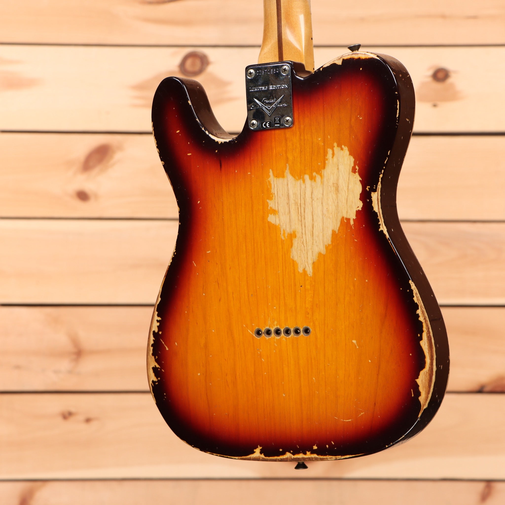 Fender Custom Shop 1958 Telecaster Heavy Relic electric guitar Aged Chocolate 3-Tone Sunburst with single-coil pickups