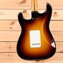 Fender Custom Shop Jimmie Vaughan Stratocaster electric guitar 2-Color Sunburst with white pickguard and single-coil pickups