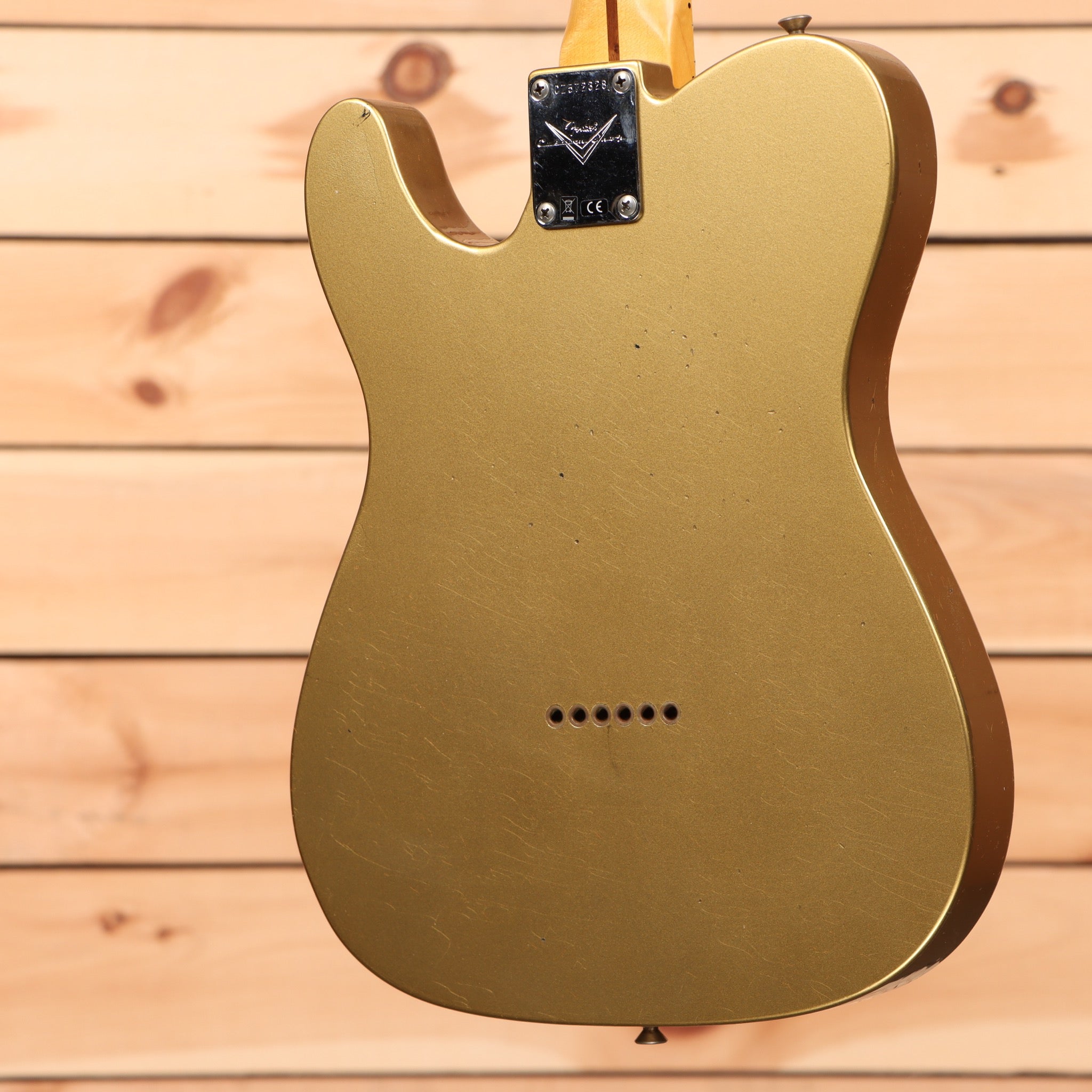 Fender Custom Shop 1958 Telecaster Journeyman Relic electric guitar Aged Hole Gold finish with single-coil pickups