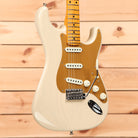 Fender Custom Shop American Custom Stratocaster Deluxe electric guitar Vintage Blonde with maple neck and single-coil pickups