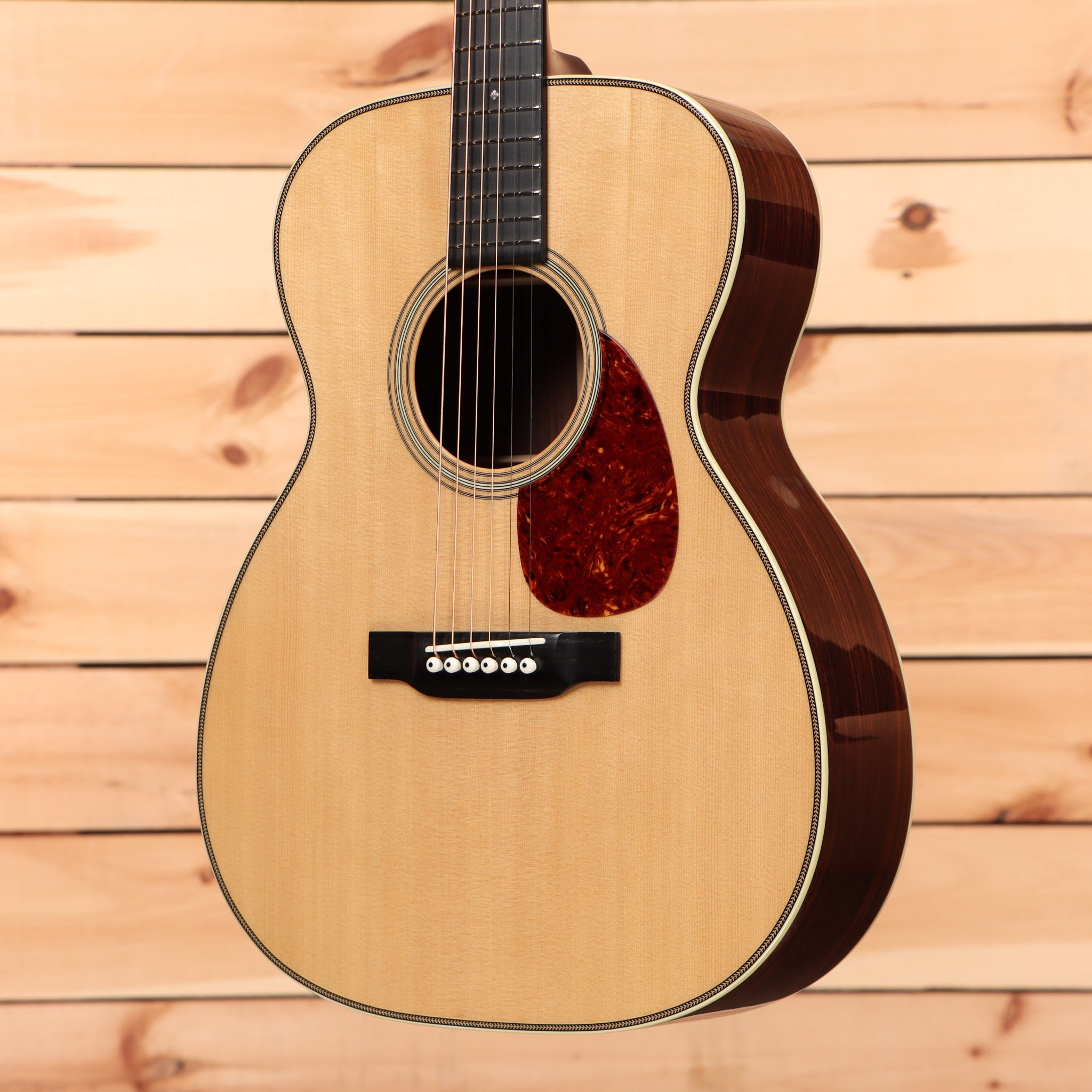 Bourgeois OM Vintage TS natural acoustic guitar with tortoiseshell pickguard