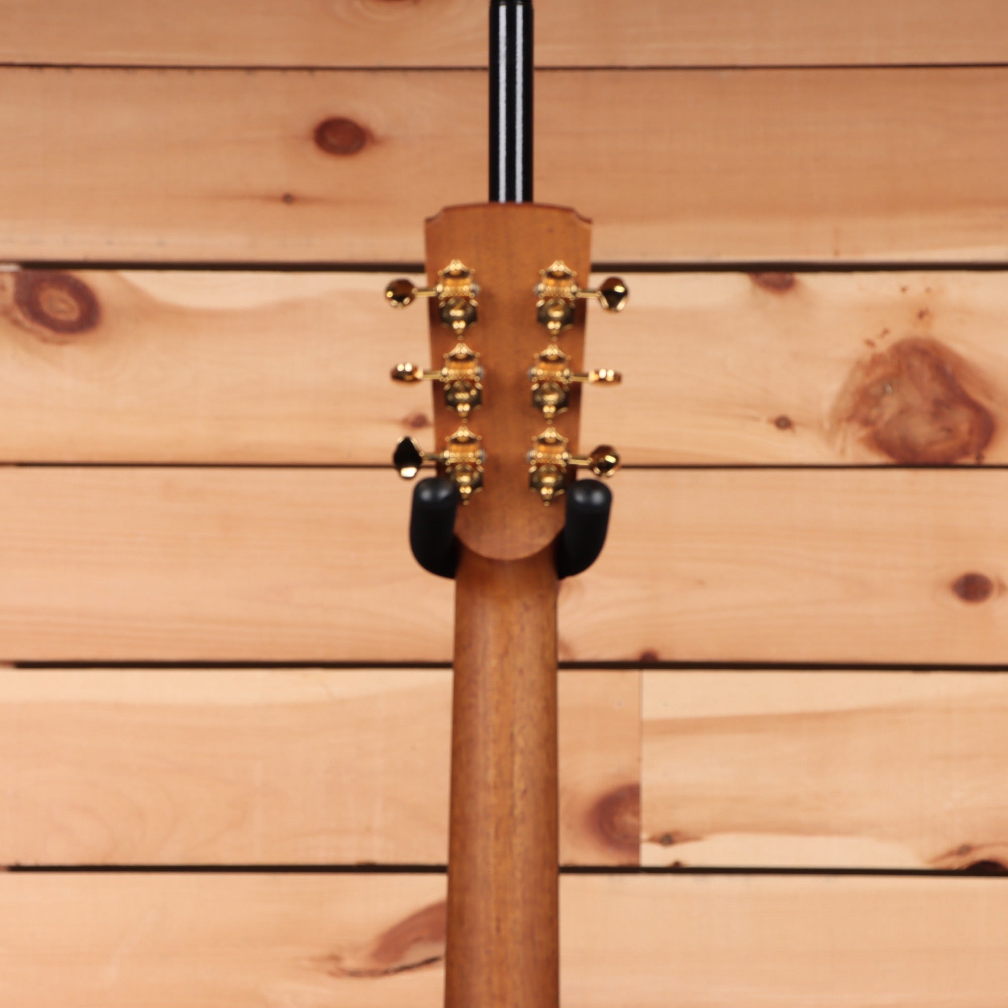 Boucher GRME1002D natural acoustic guitar dreadnought with gold tuning machines