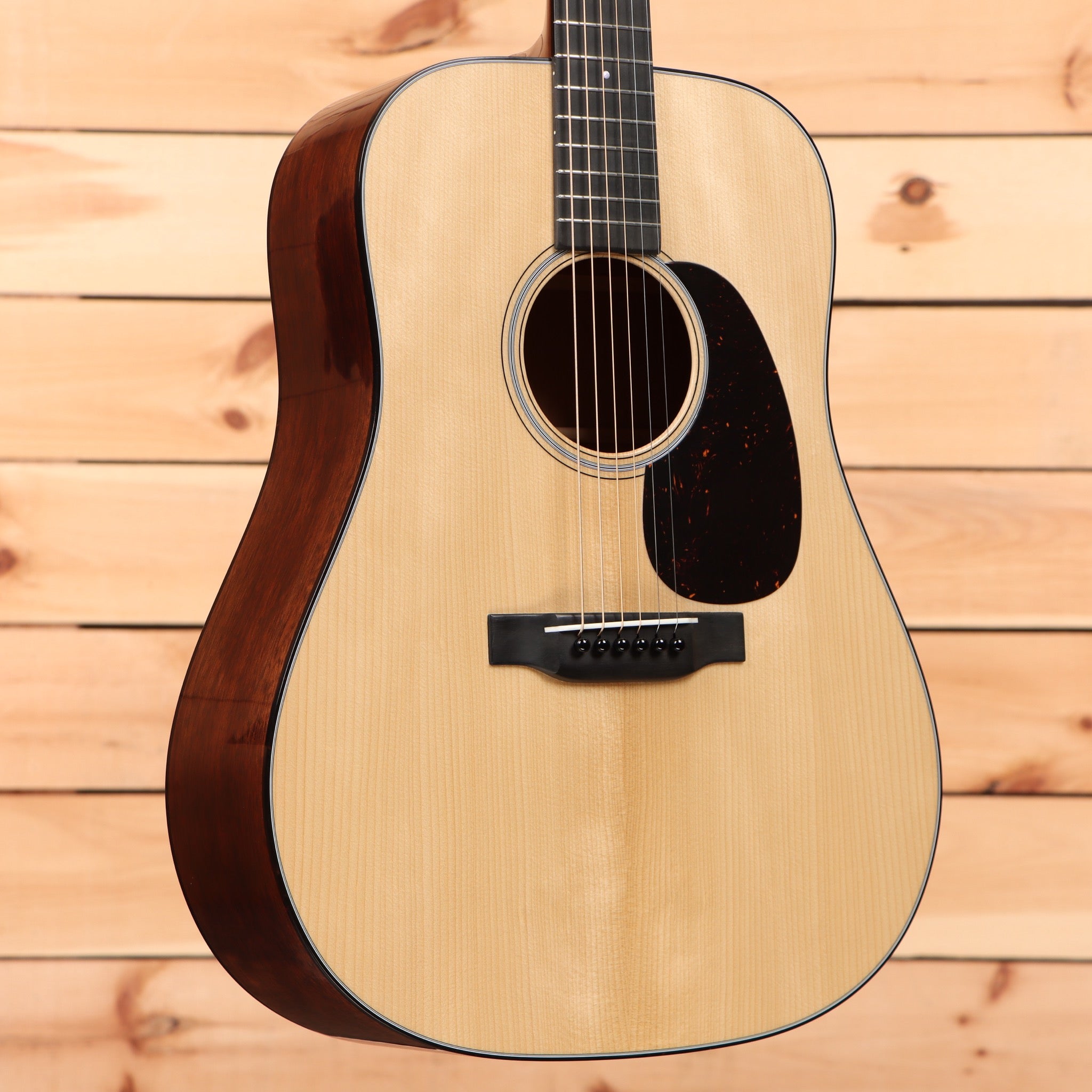 Martin D-18 Authentic 1937 dreadnought acoustic guitar natural finish with rosewood back and sides
