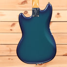 Fender Vintera II 70s Competition Mustang electric guitar competition burgundy with maple neck