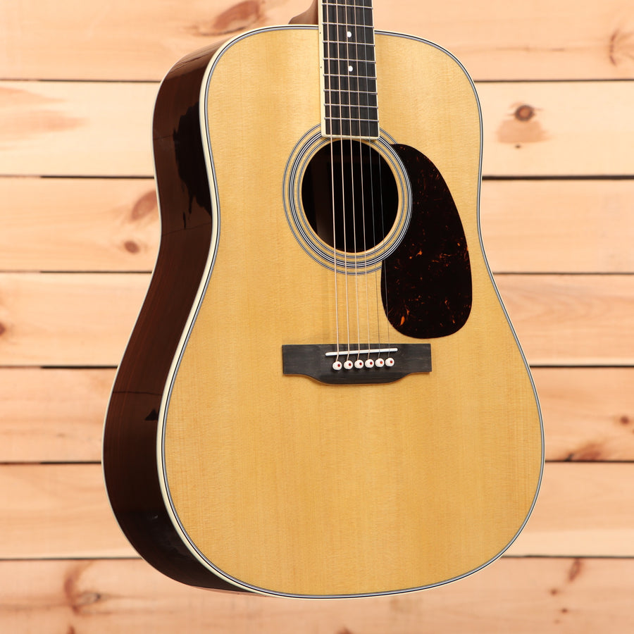 Martin D-35 dreadnought acoustic guitar natural finish with rosewood back and sides