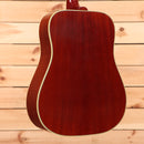 Gibson 1960 Hummingbird light-aged Heritage Cherry Sunburst dreadnought acoustic guitar with gold binding