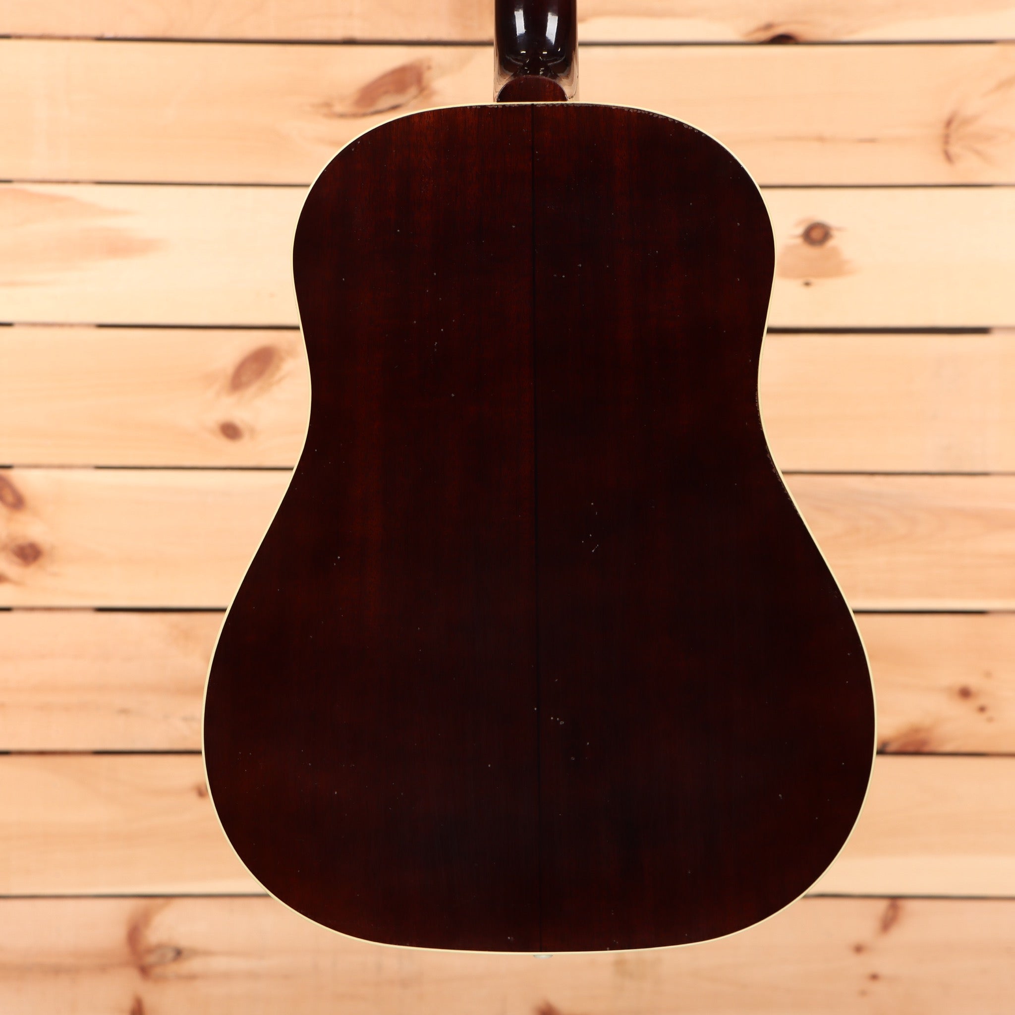 Gibson J-45 acoustic guitar light aged vintage sunburst dreadnought with light aged finish
