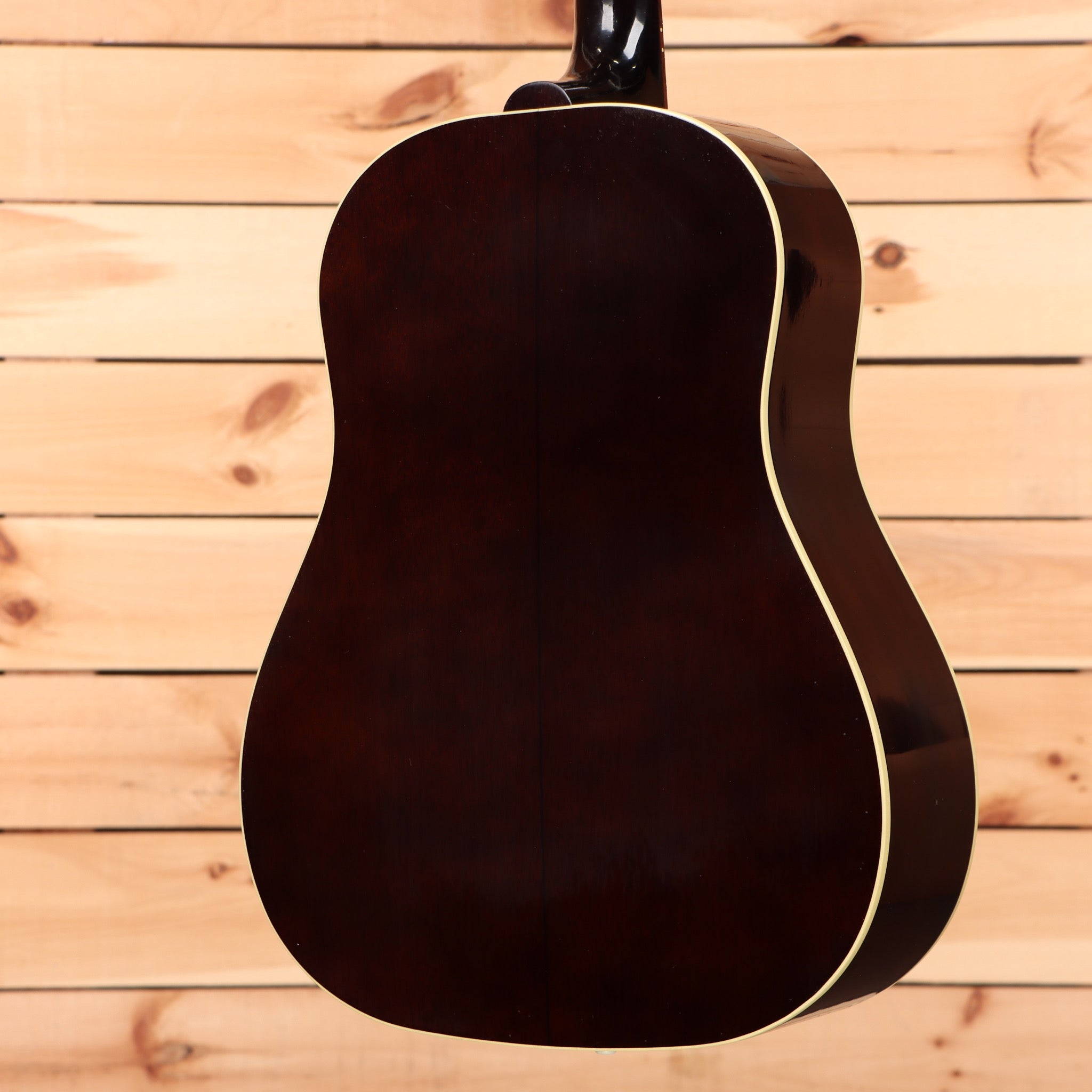 Gibson 1942 Banner J-45 light-aged dreadnought acoustic guitar vintage sunburst with cream binding