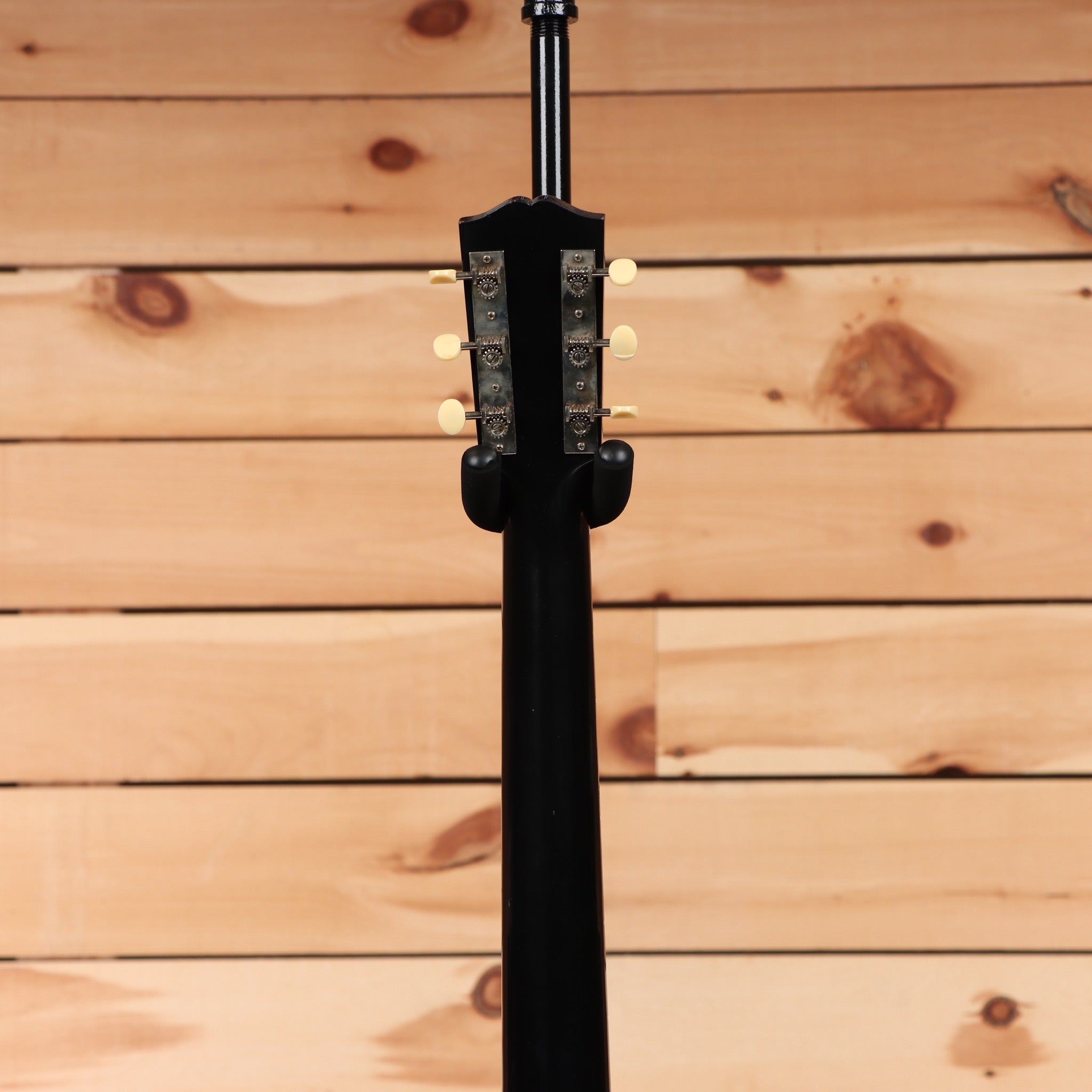 Gibson L-00 acoustic guitar light aged ebony finish with cream tuning pegs