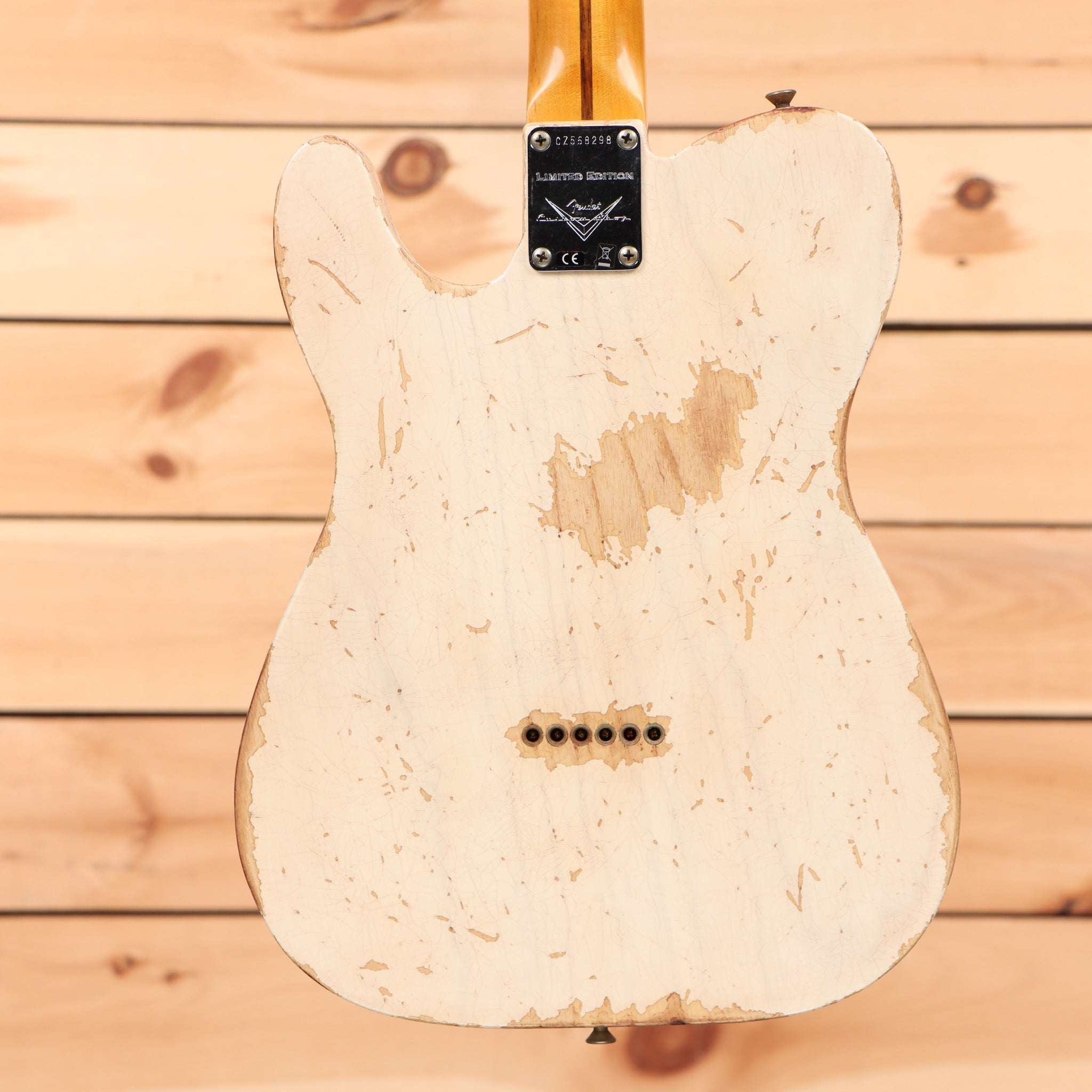 Fender Custom Shop Limited 1958 Telecaster electric guitar Aged White Blonde heavy relic with single-coil pickups