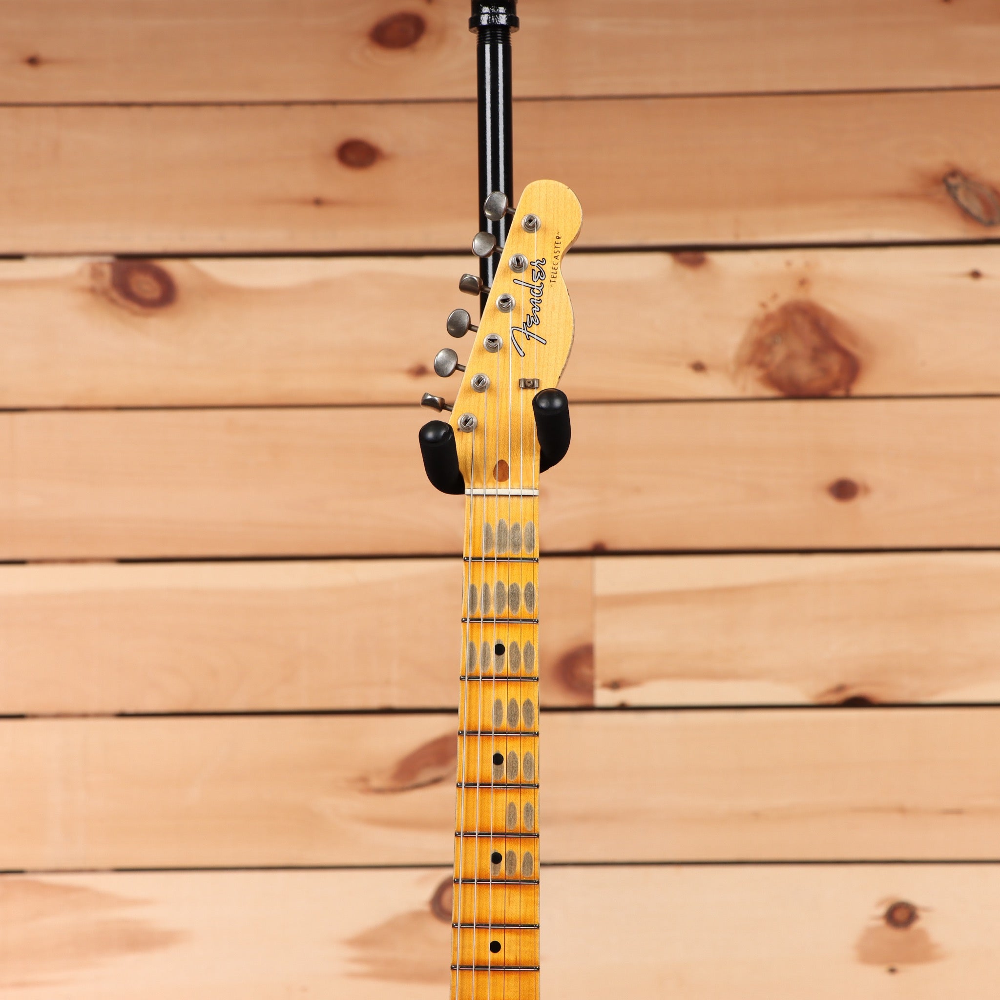 Fender Custom Shop Limited 1958 Telecaster electric guitar Aged White Blonde with maple neck and single-coil pickups