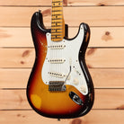 Fender Custom Shop 1958 Stratocaster Relic electric guitar 3-Tone Sunburst with single-coil pickups