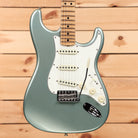Fender Custom Shop 1969 Stratocaster Journeyman electric guitar Fire-Mist Silver with single-coil pickups