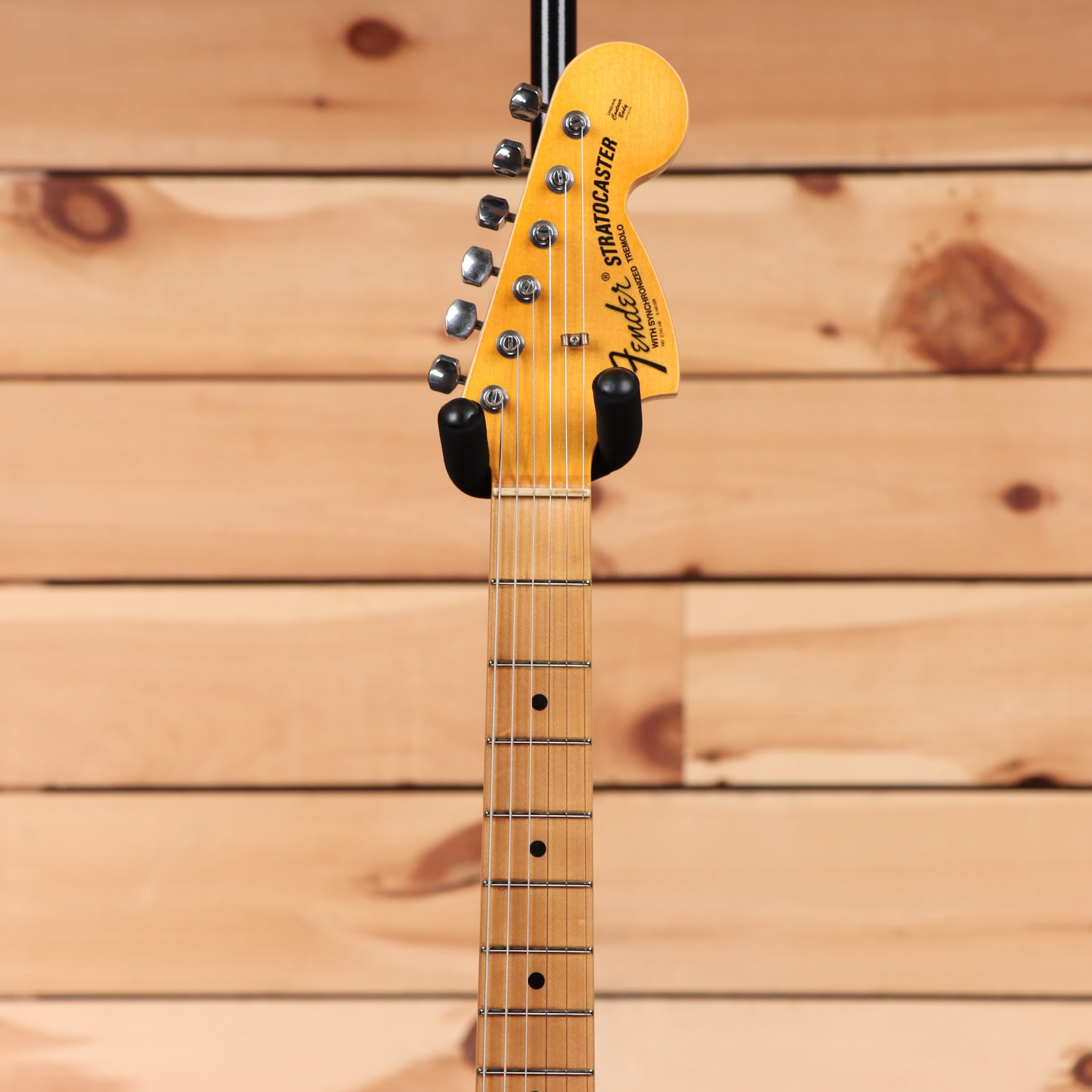Fender Custom Shop Limited 1969 Stratocaster Journeyman electric guitar Lake Placid Blue maple neck
