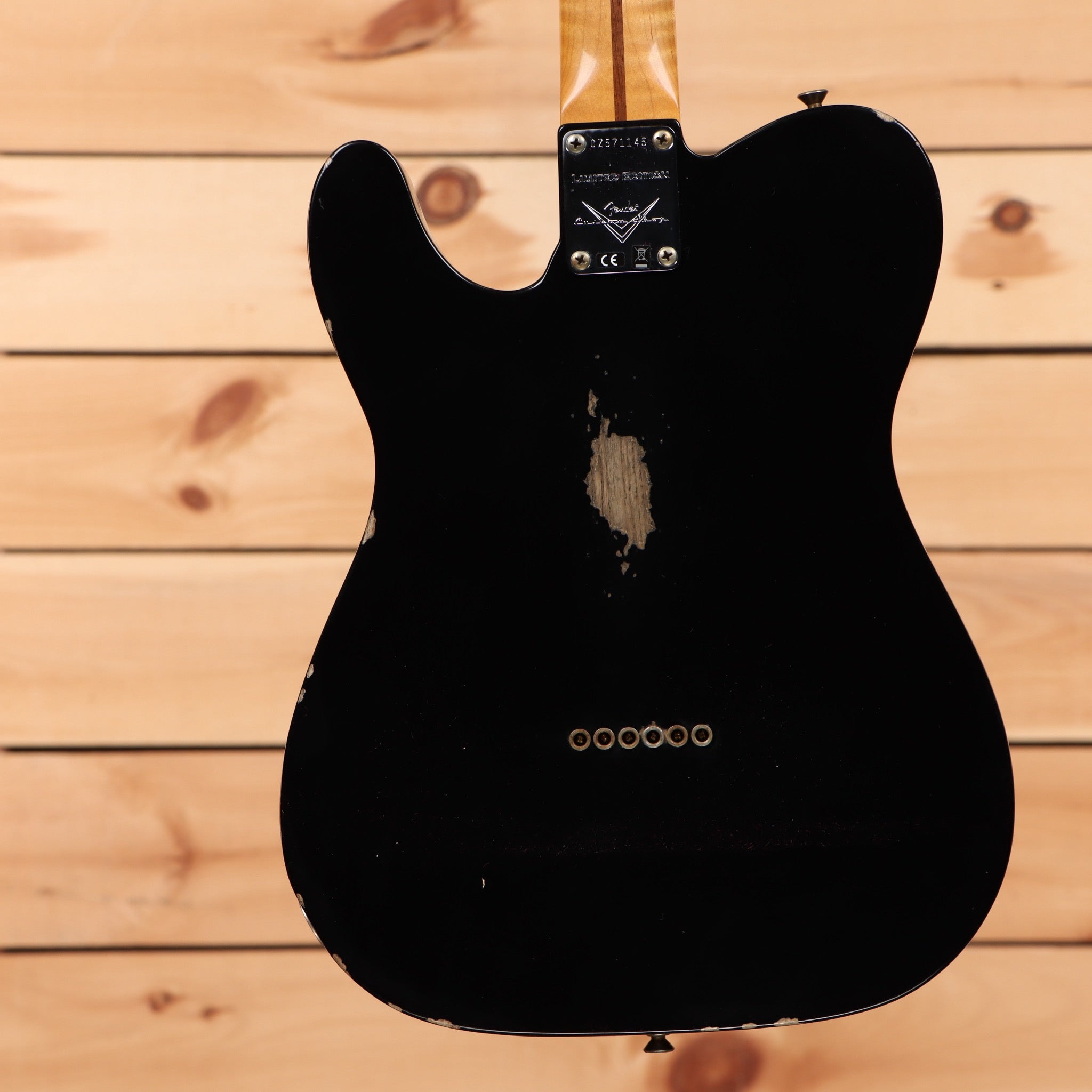 Fender Custom Shop Limited Caballo Tono Ligero Telecaster electric guitar aged black with single-coil pickups