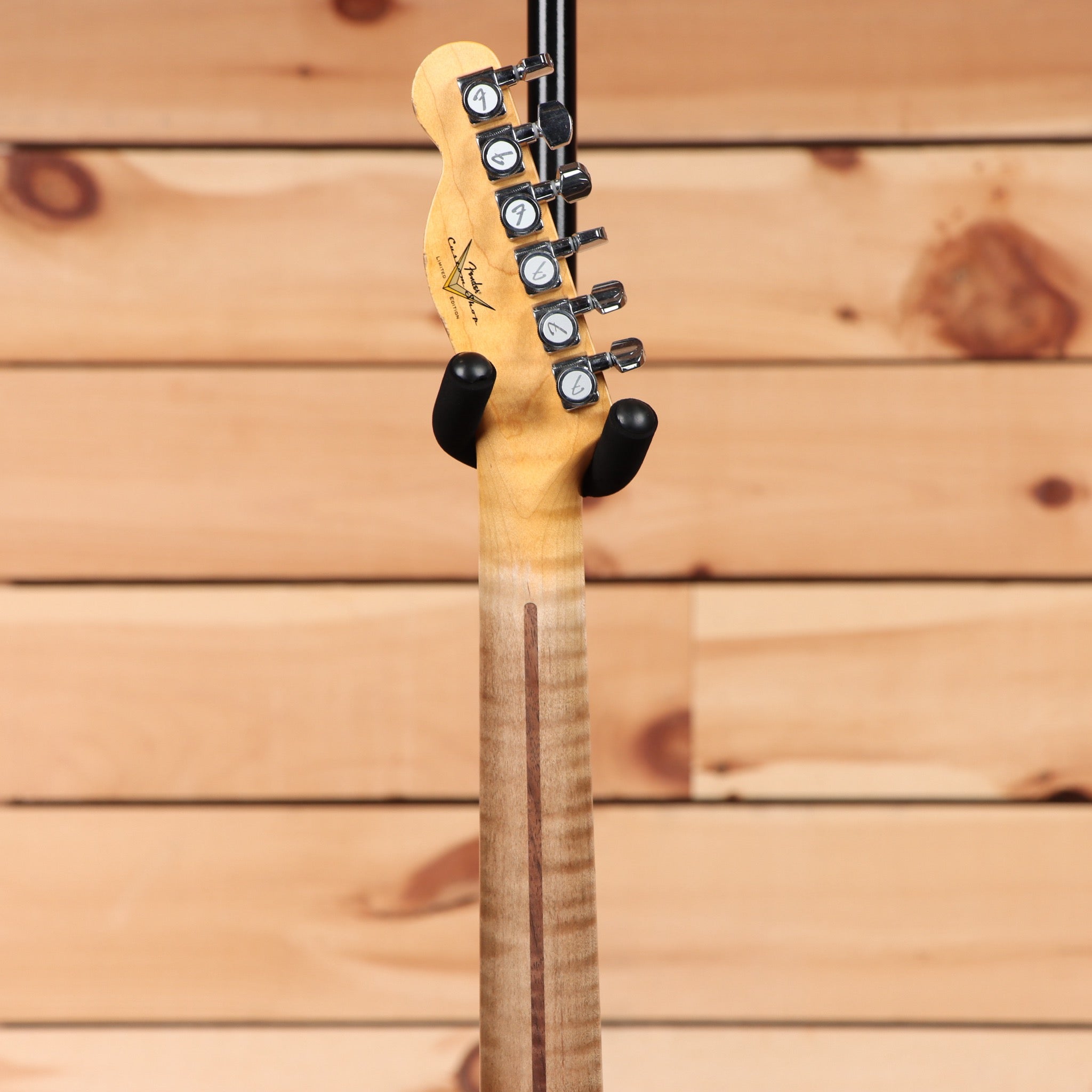 Fender Custom Shop Limited Caballo Tono Ligero electric guitar aged black with maple neck and vintage tuners